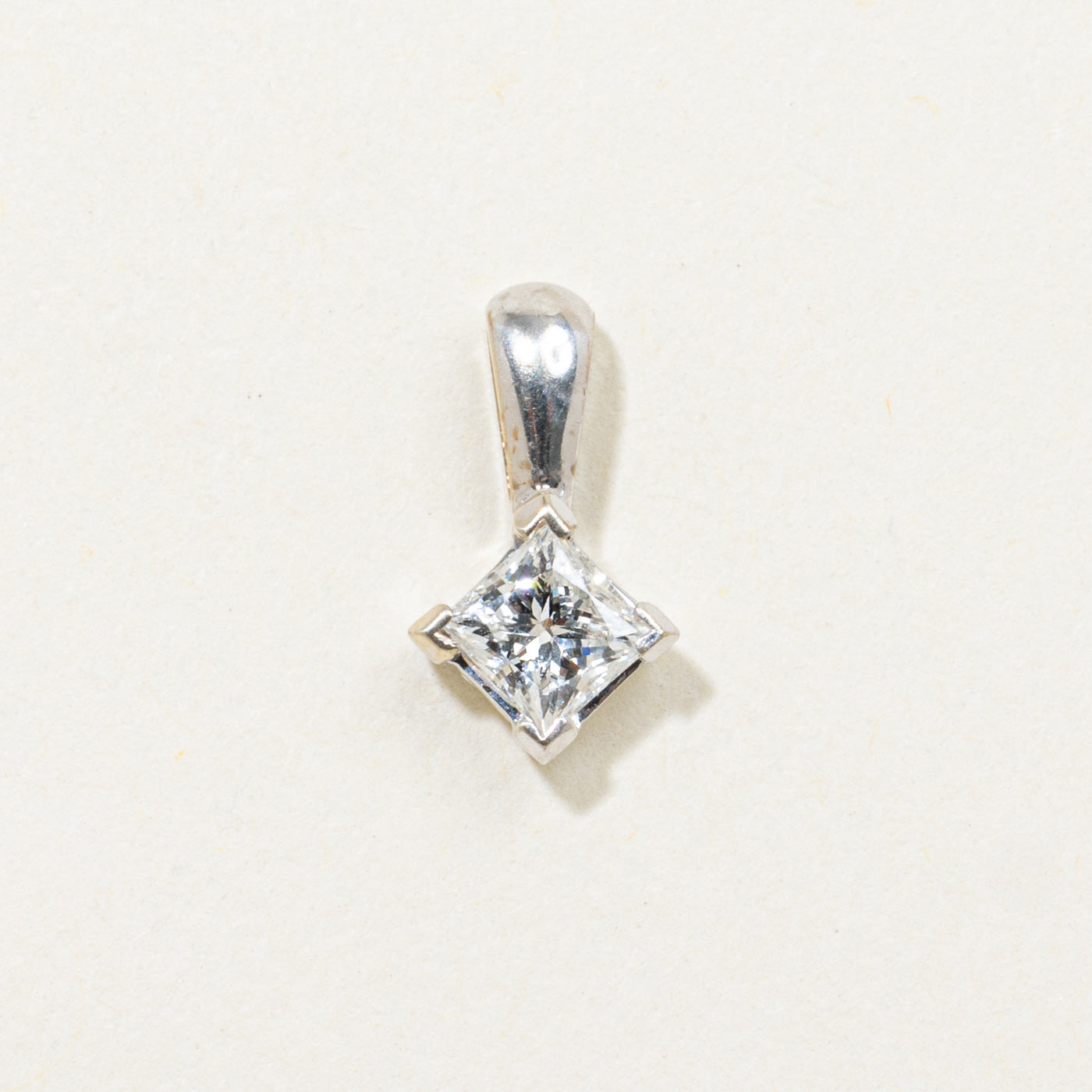 18k Princess Cut Compass Set Diamond Pendant | 0.33ct VS2/SI1 F
