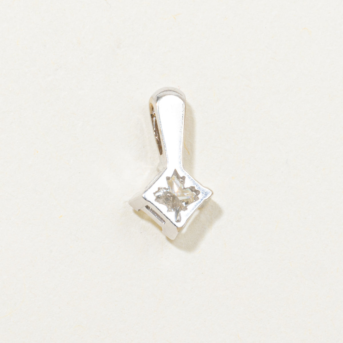 18k Princess Cut Compass Set Diamond Pendant | 0.33ct VS2/SI1 F