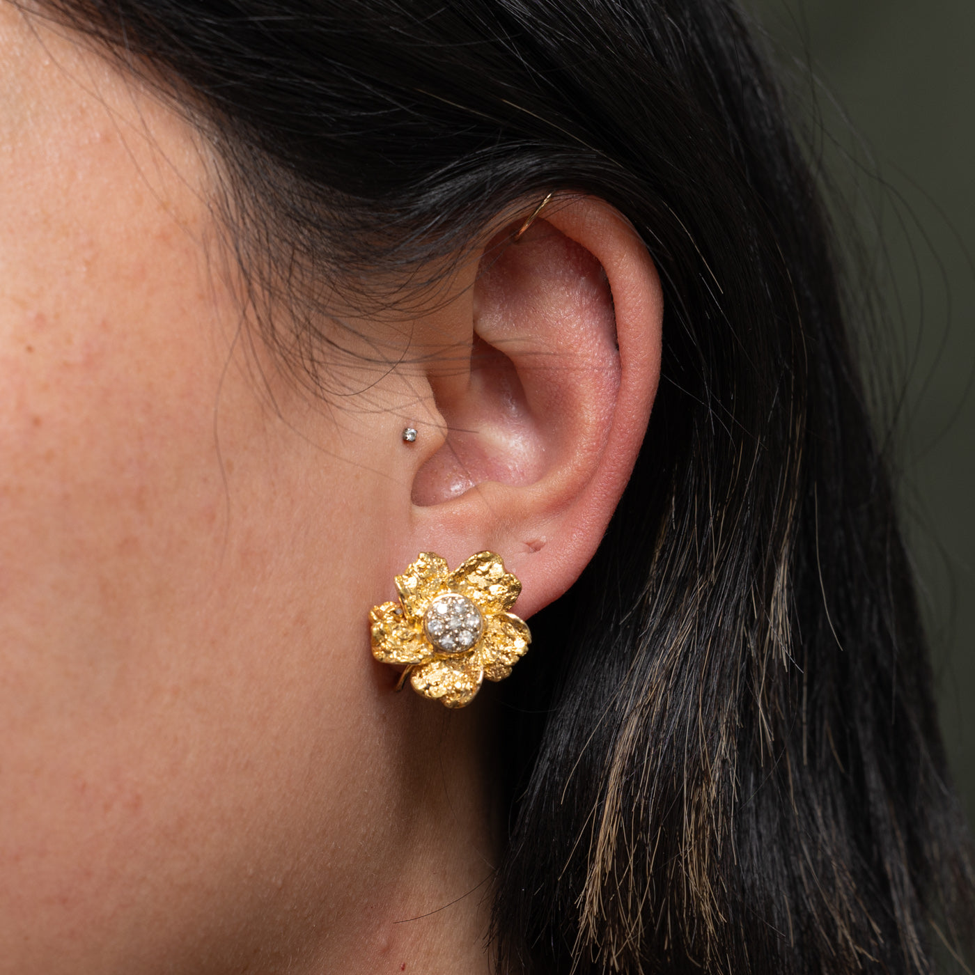 10k Diamond Cluster Nuggety Floral Earrings | 0.21ctw