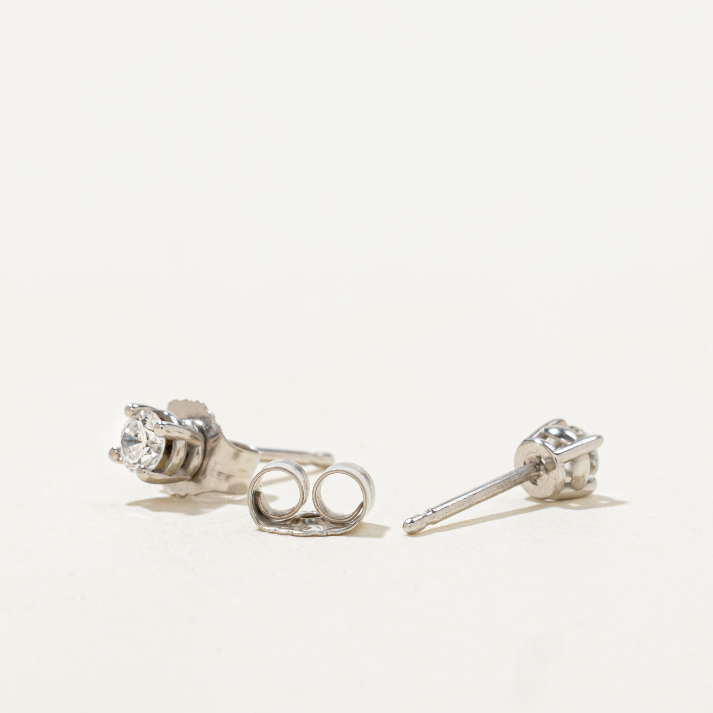 14k Basket Set Diamond Petite Stud Earrings | 0.17ctw