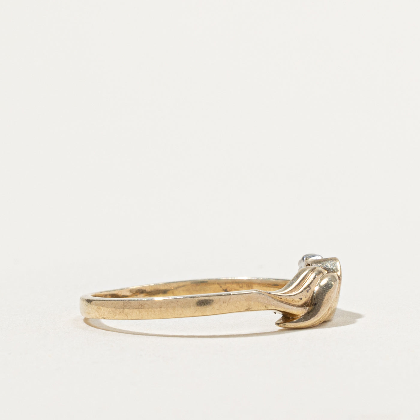 10k Diamond Accented Leaf Design Ring | SZ 7.5