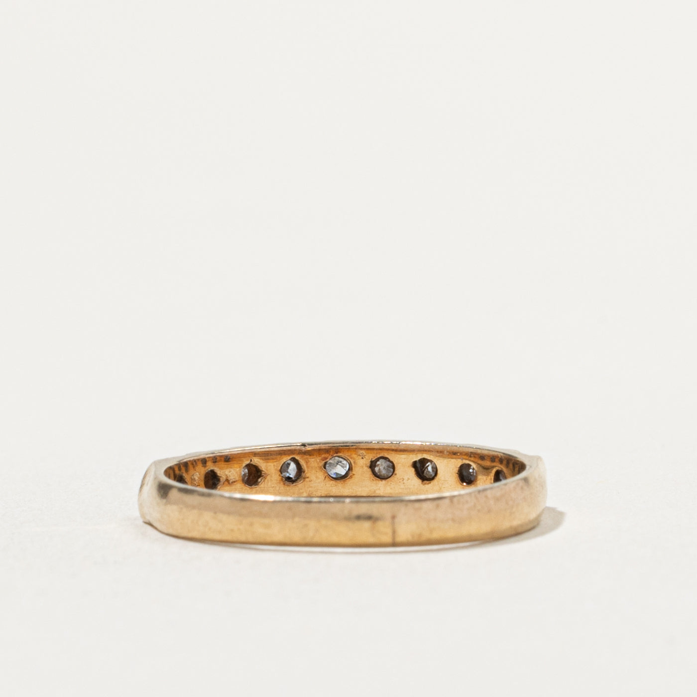 10k Semi Eternity Diamond Grooved Band | SZ 6.5