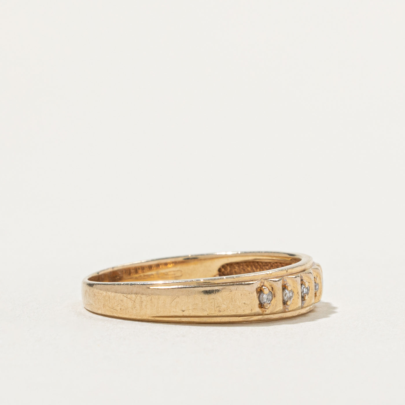 10k Seven Stone Diamond Band | SZ 8.75
