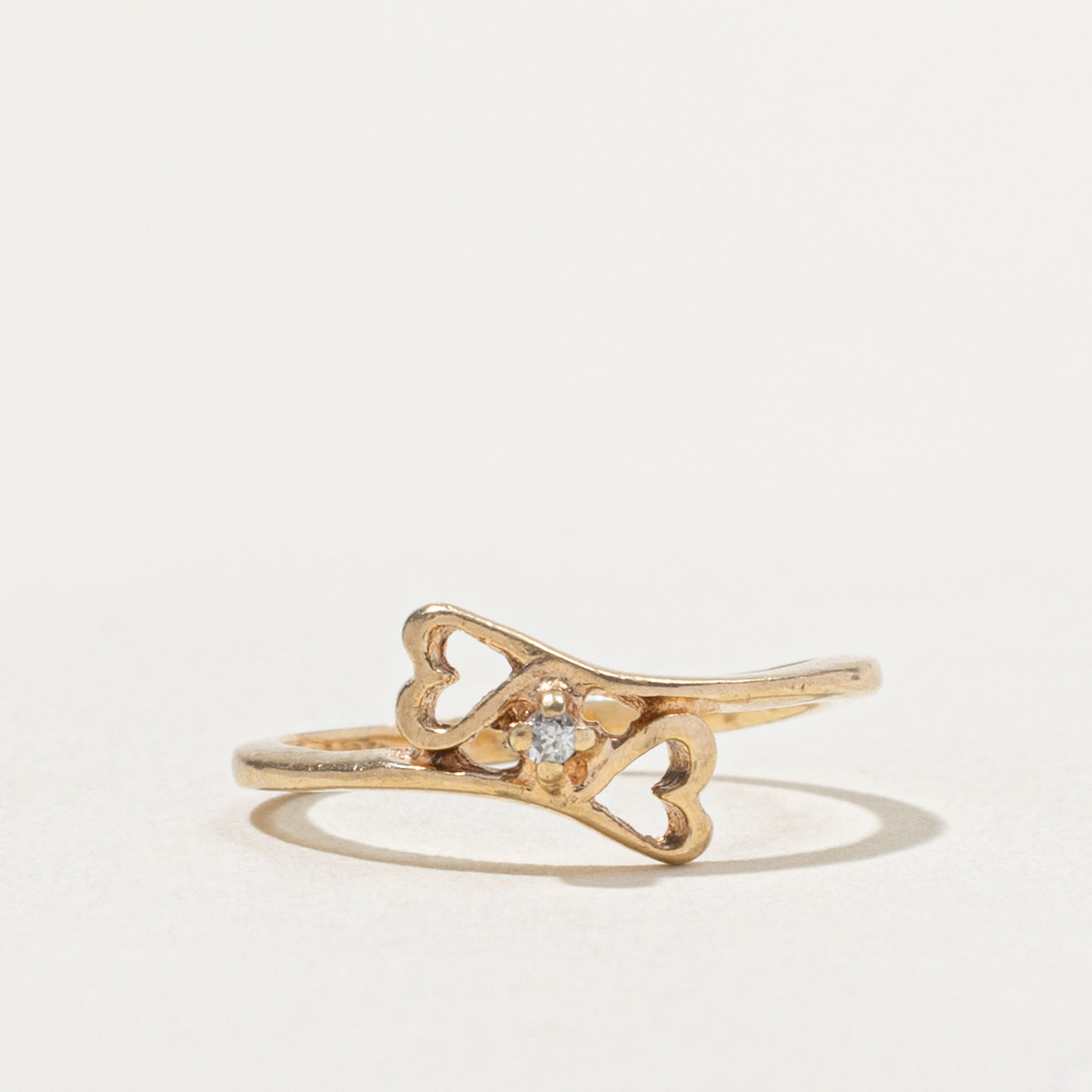 10k Diamond Heart Accented Petite Ring | SZ 3