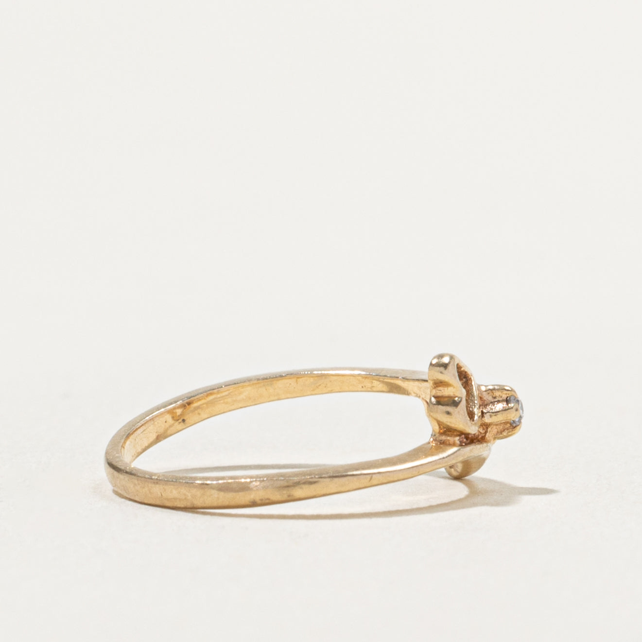 10k Diamond Heart Accented Petite Ring | SZ 3