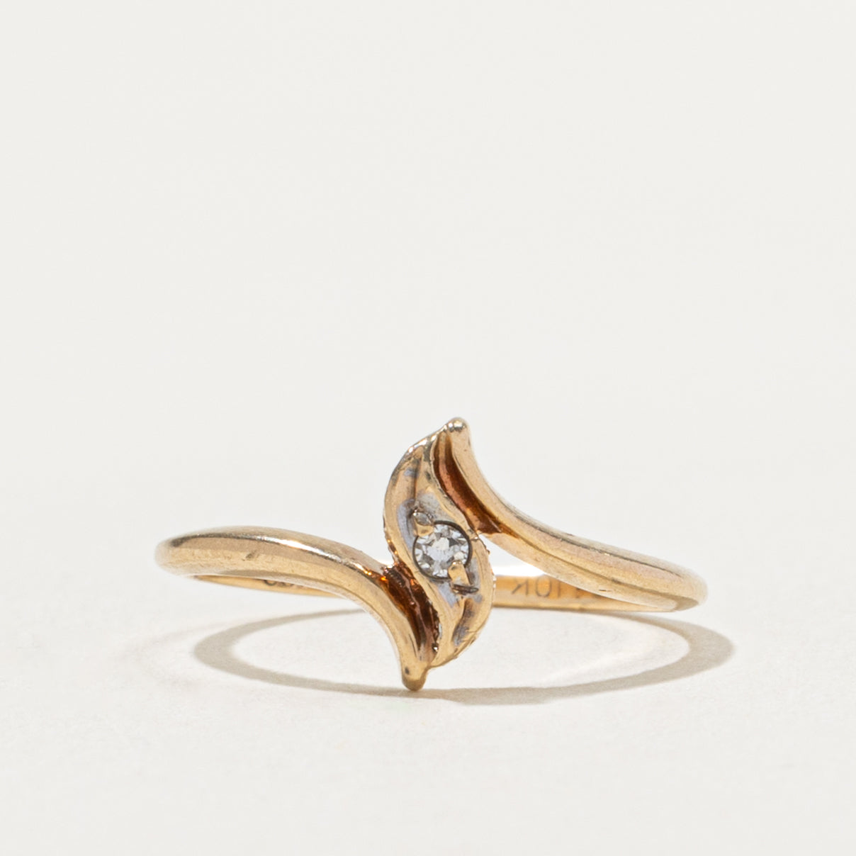 10k Diamond Wave Bypass Ring | SZ 3.5