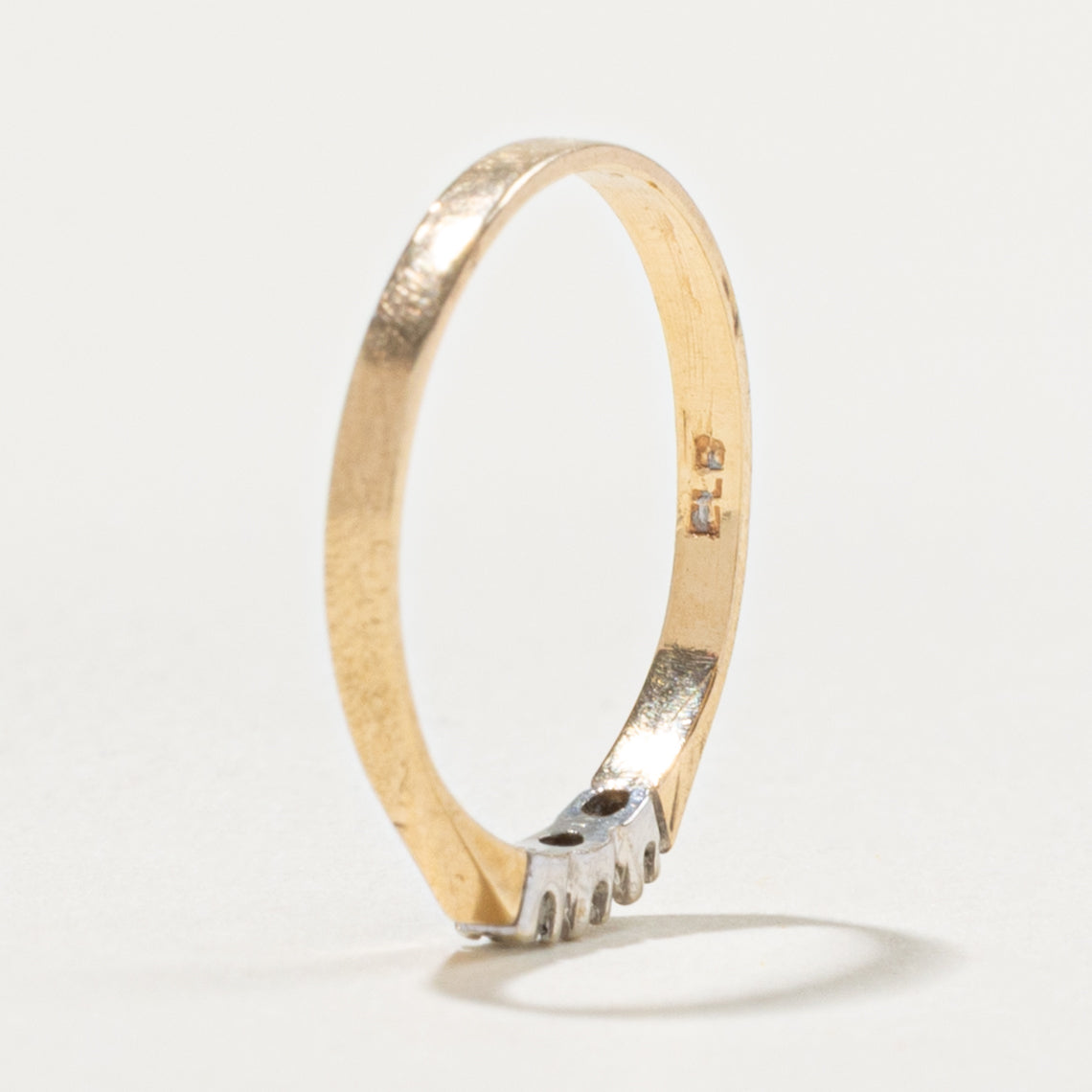14k Three Stone Diamond Band | SZ 2.5