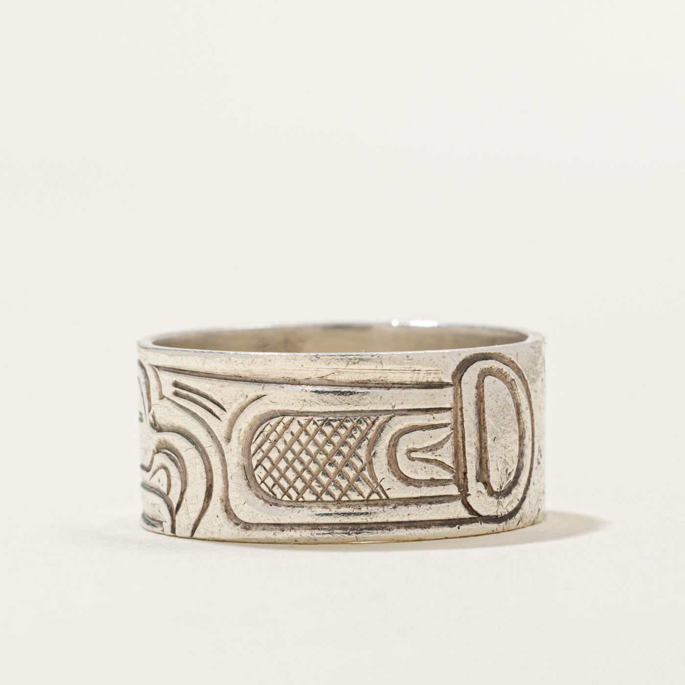 Sterling Silver Indigenous Carved Bird Ring | 8.6mm | SZ 6.75