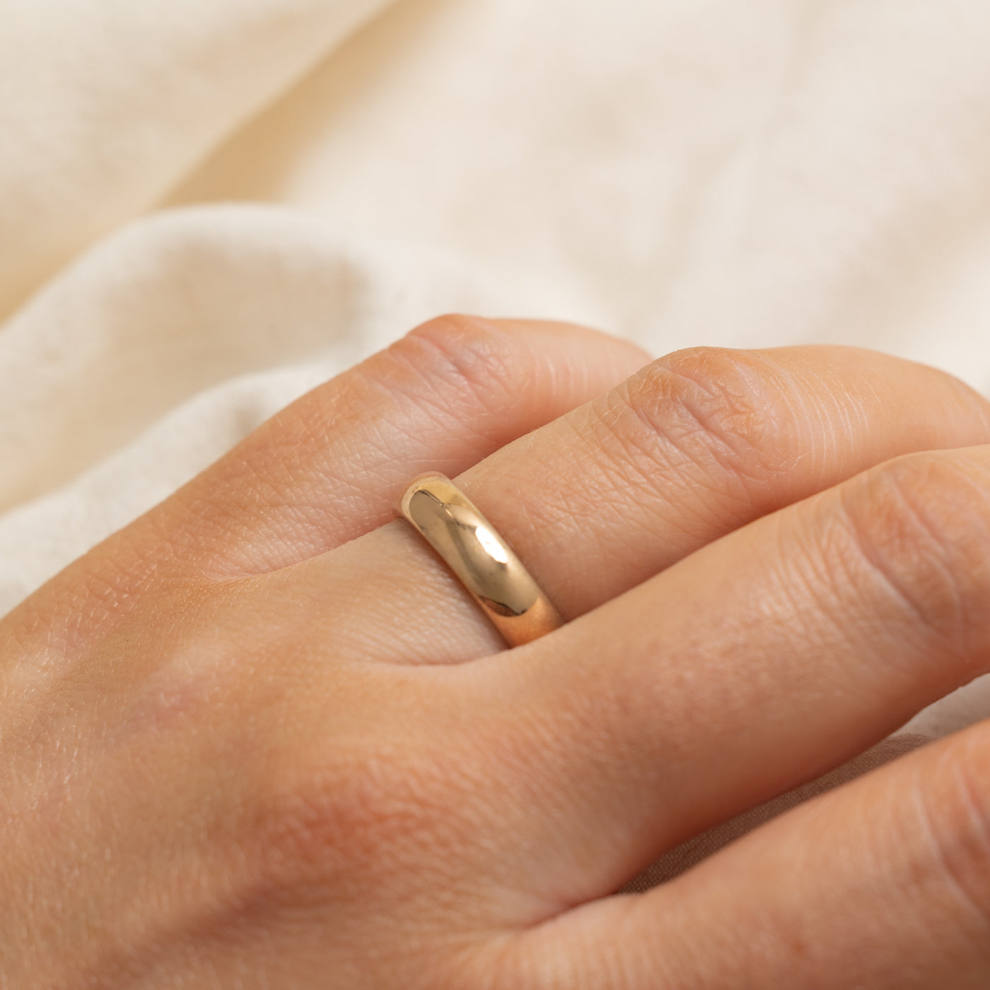 'Tiffany & Co.' 18k Tiffany Forever Band Ring | 4.5mm | SZ 7