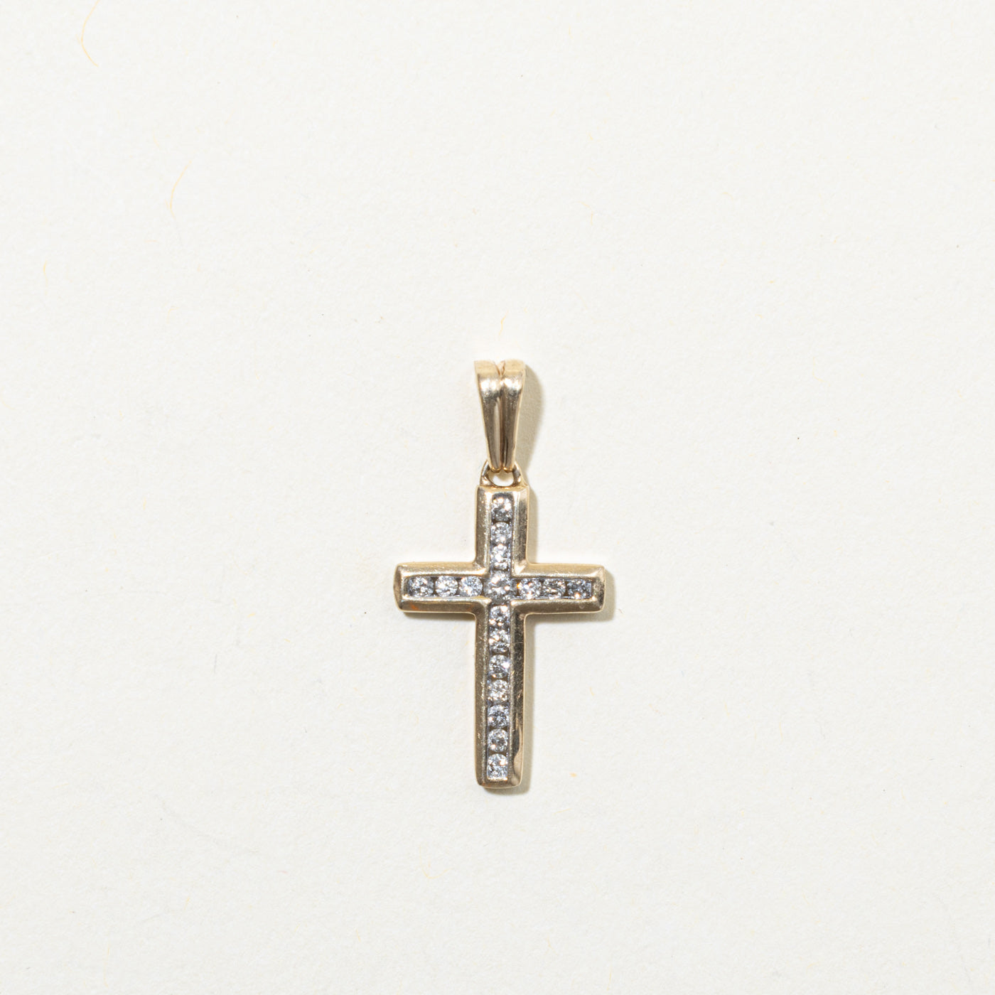 10k Diamond Cross Pendant | 0.10ctw