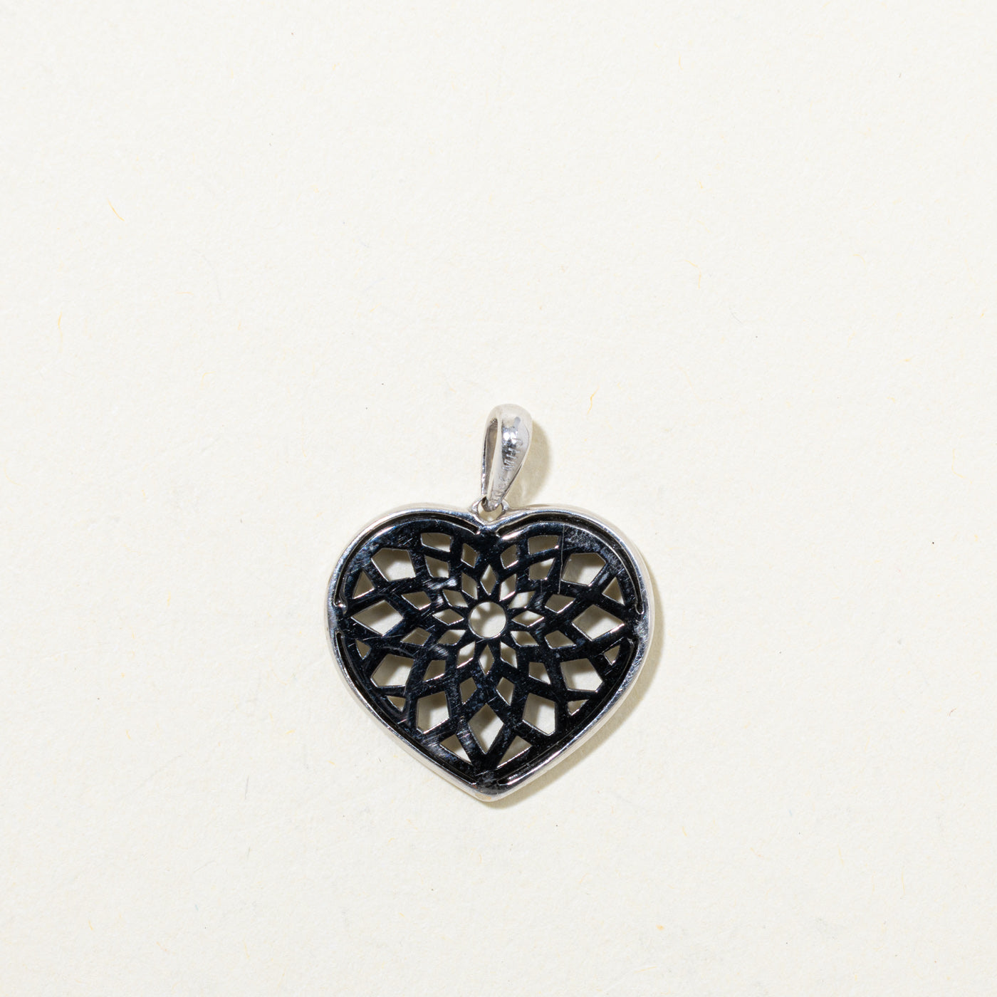 10k Diamond Openwork Heart Pendant | 0.19ctw