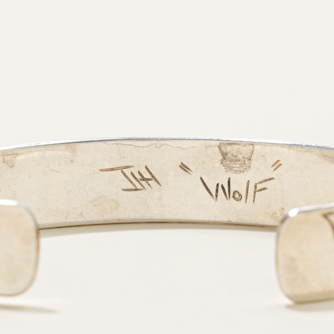 'Travis Henry' Sterling Silver Indigenous Carved Wolf Cuff | 6"