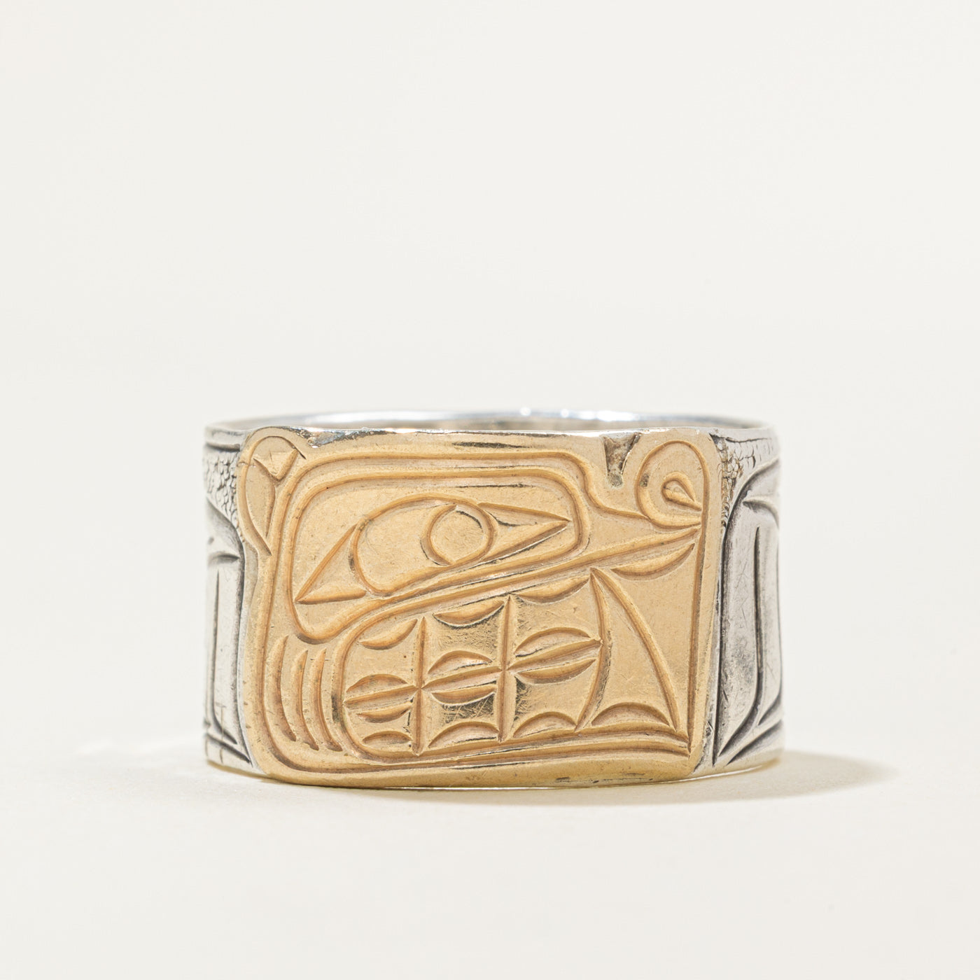 'Richard Lang' Sterling Silver and 14K Indigenous Carved Bear Ring | 12.8mm | SZ 10.75