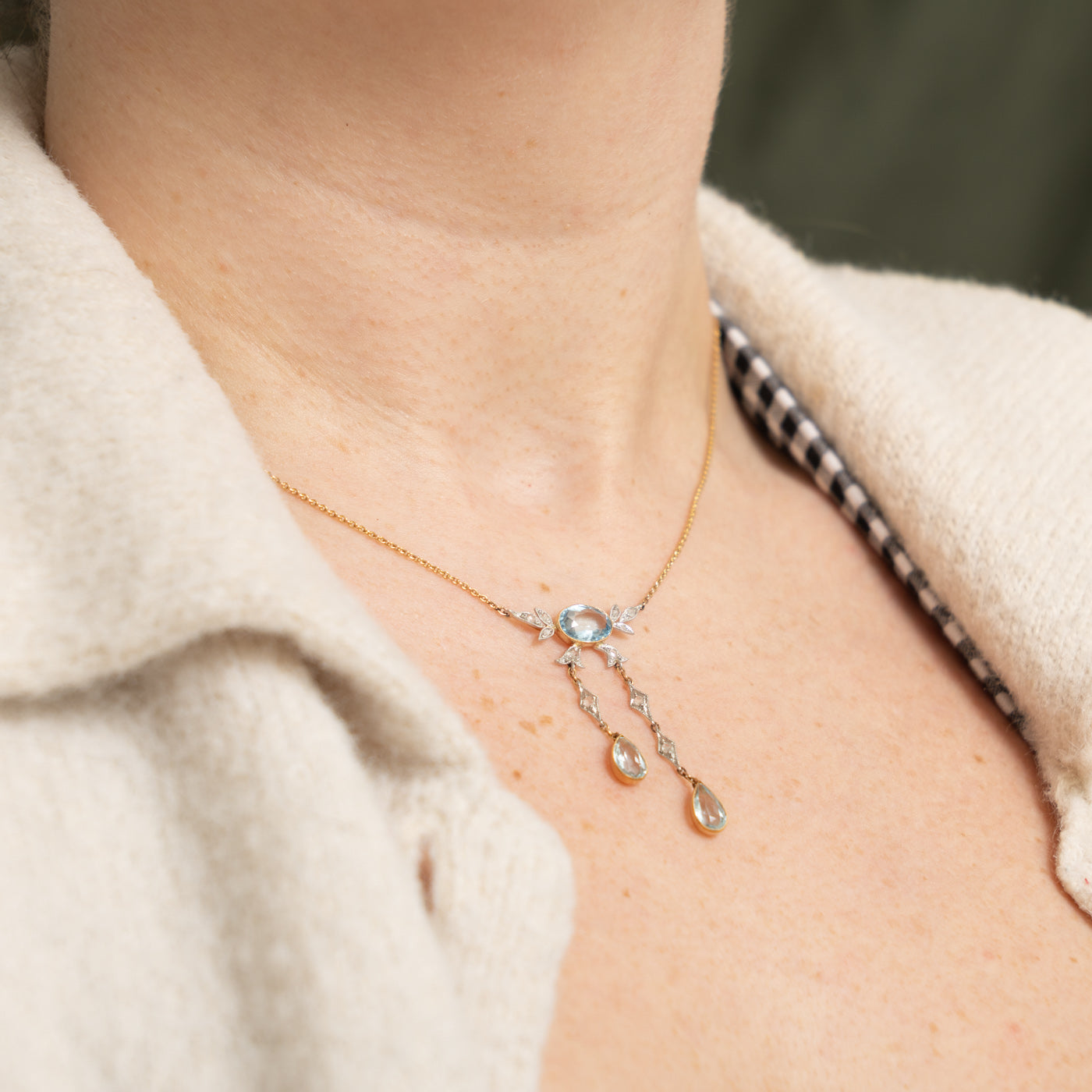 'D & M Davis' Art Deco Aquamarine & Diamond Necklace | 2.20ctw, 0.09ctw | 15.5"