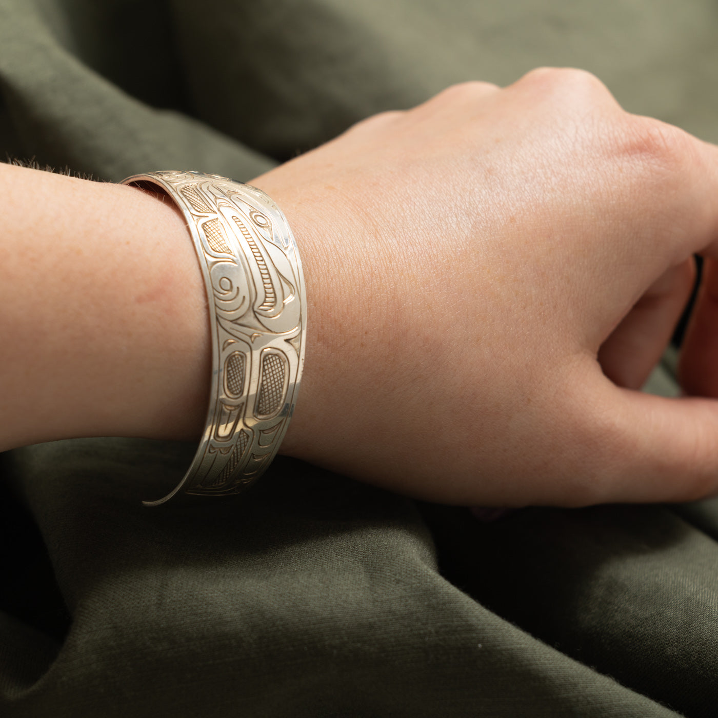 Sterling Silver Indigenous Carved Wolf & Thunderbird Cuff | 6"