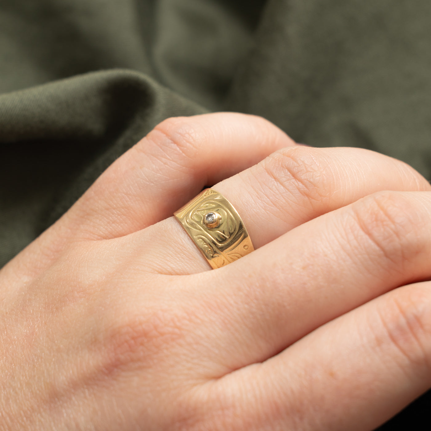 Bezel Set Diamond Indigenous Carved Eagle Ring | 0.03ct | SZ 5.25