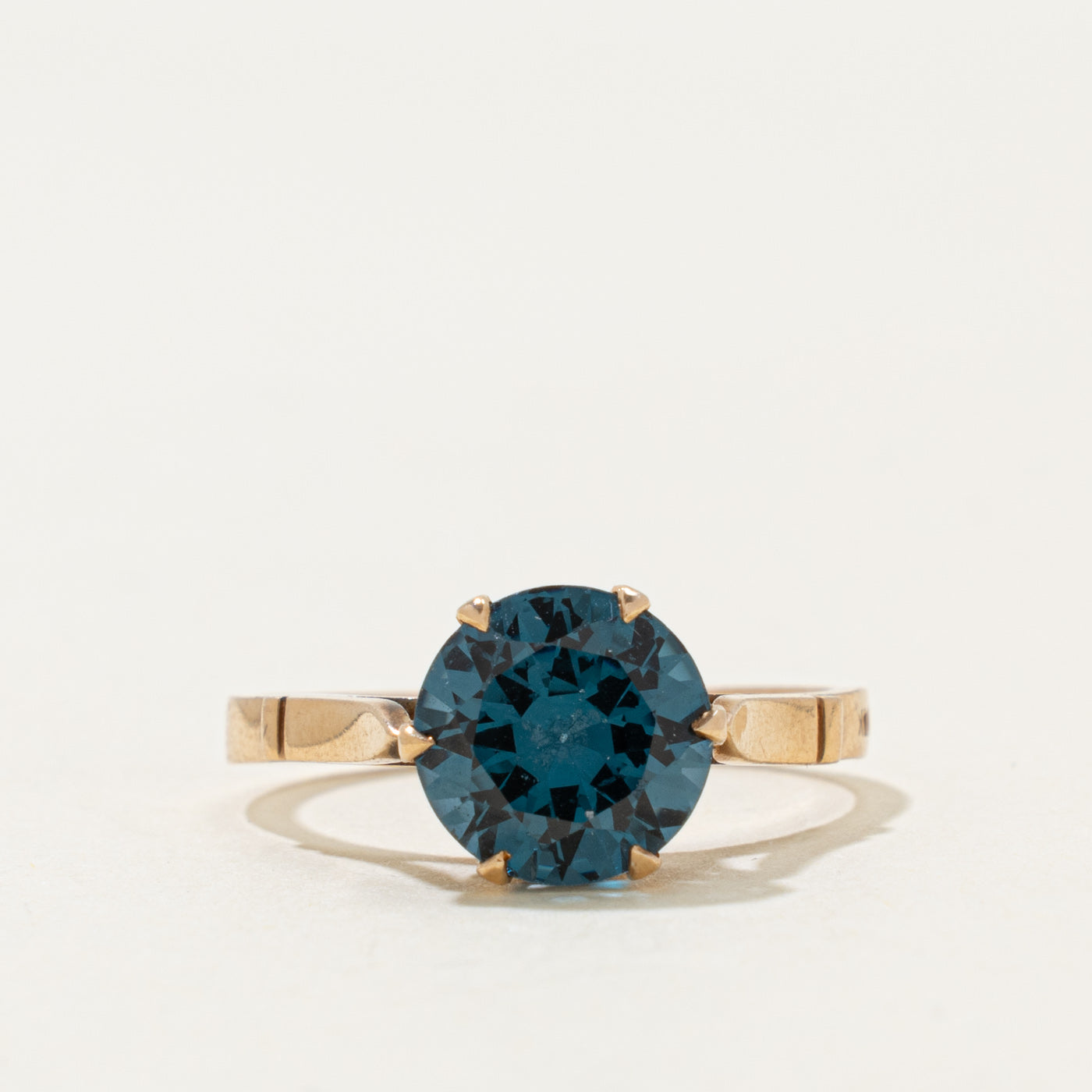 14k Solitaire Synthetic Spinel Ring | 2.50ct | SZ 7.5