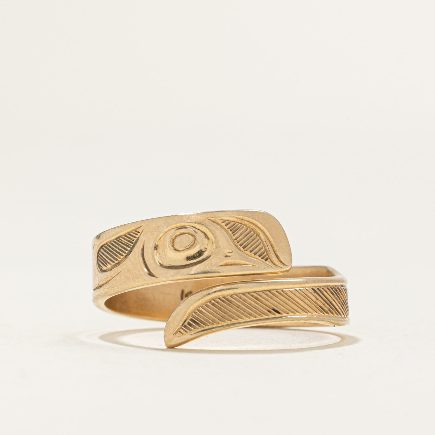'Bill Helin' 14k Yellow Gold Indigenous Carved Raven Bypass Ring | SZ 6.5