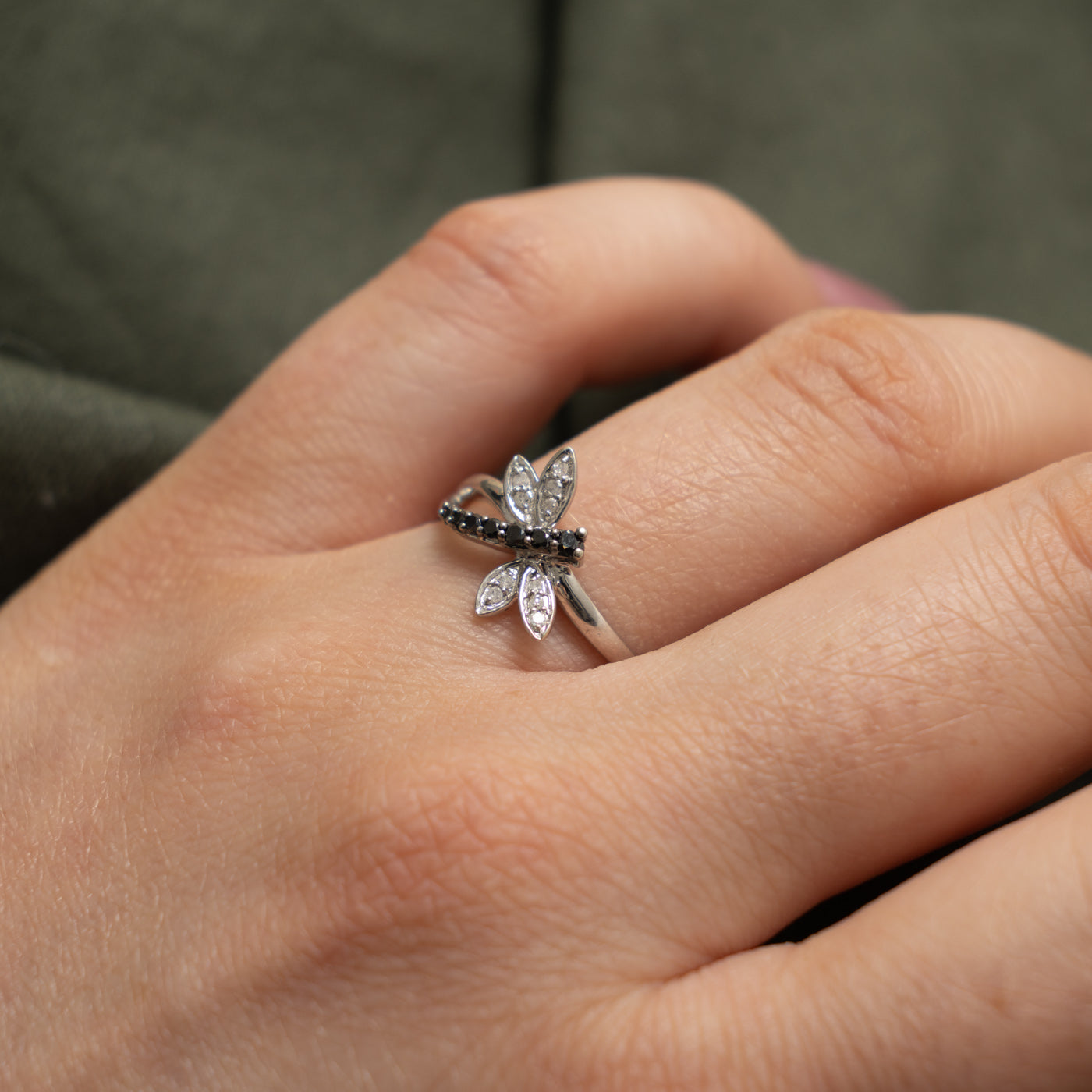 10k Black & White Diamond Dragonfly Ring | 0.10ctw | SZ 7.25