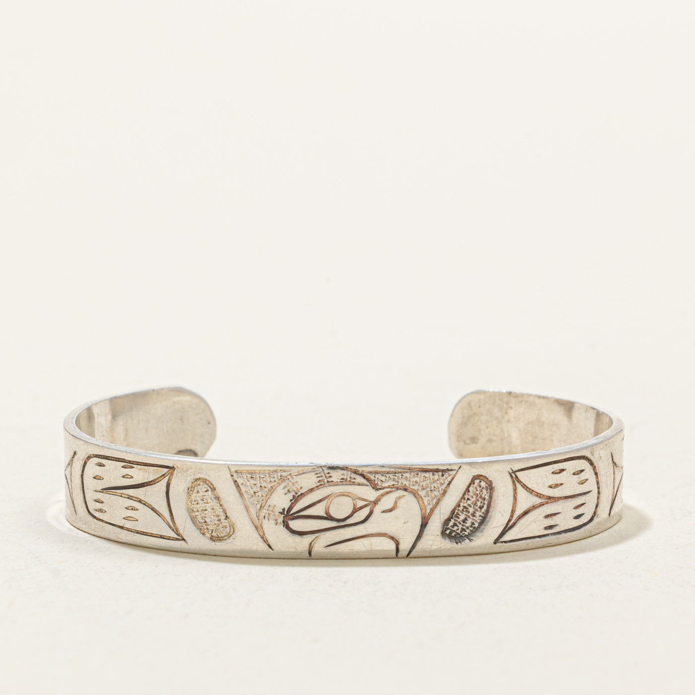 'Ray Dumont' Sterling Silver Indigenous Carved Eagle Baby Cuff | 3.5"