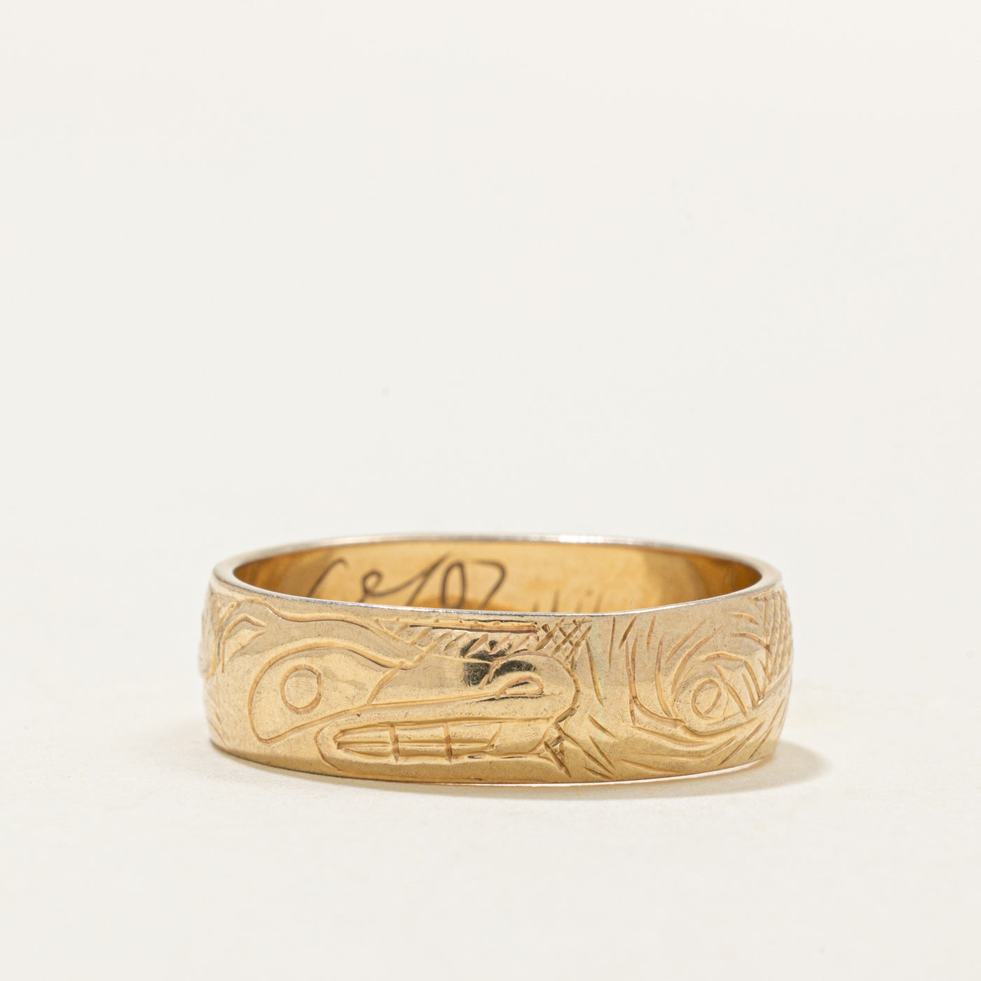 14k Yellow Gold Indigenous Carved Wolf Ring | SZ 9.5