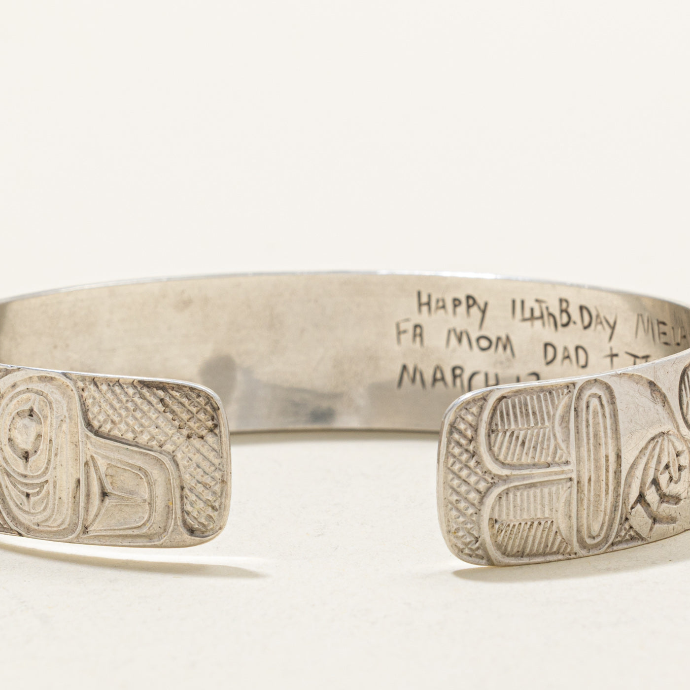 'Ed Russ' Sterling Silver Indigenous Carved Raven & Sea Sculpin Cuff | 6"