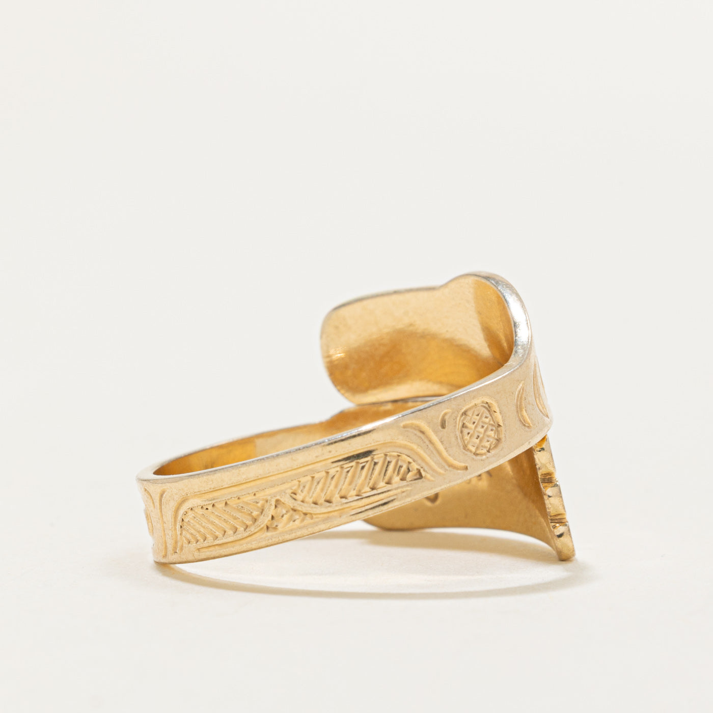14k Yellow Gold Indigenous Carved Raven Bypass Ring | SZ 9.0