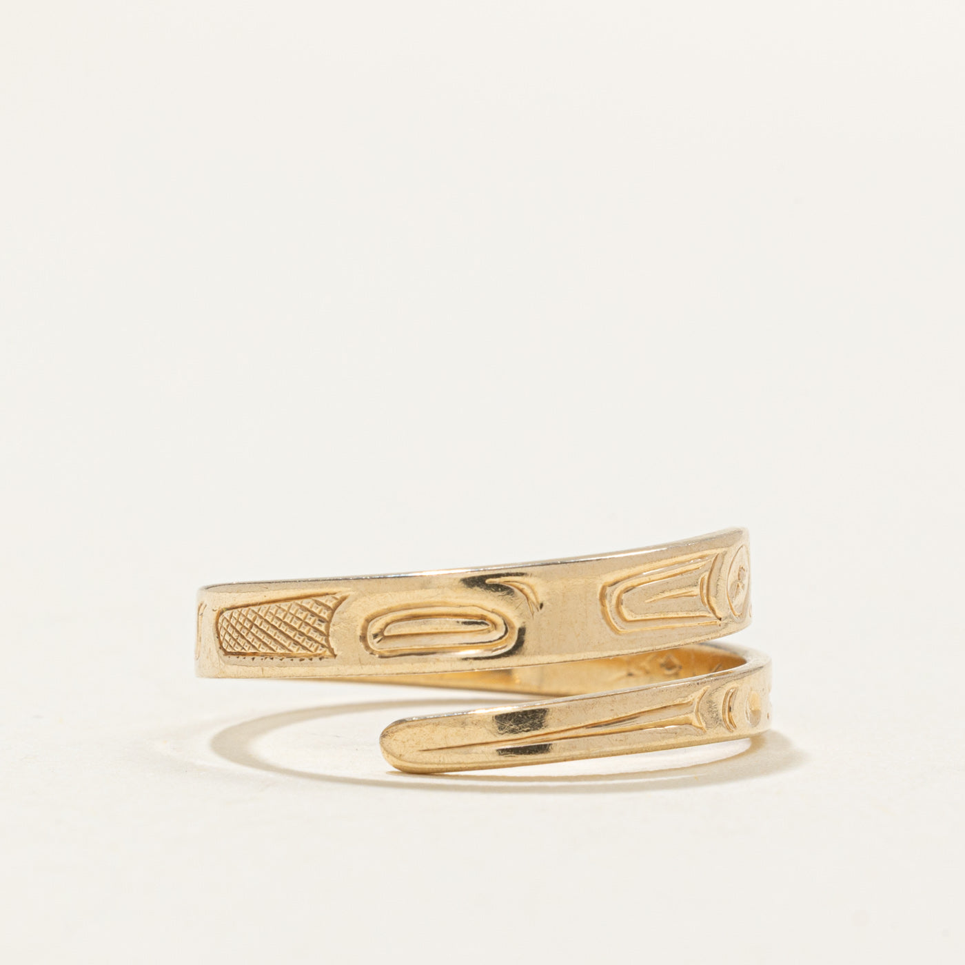 14k Yellow Gold Indigenous Carved Eagle Bypass Ring | SZ 8.0