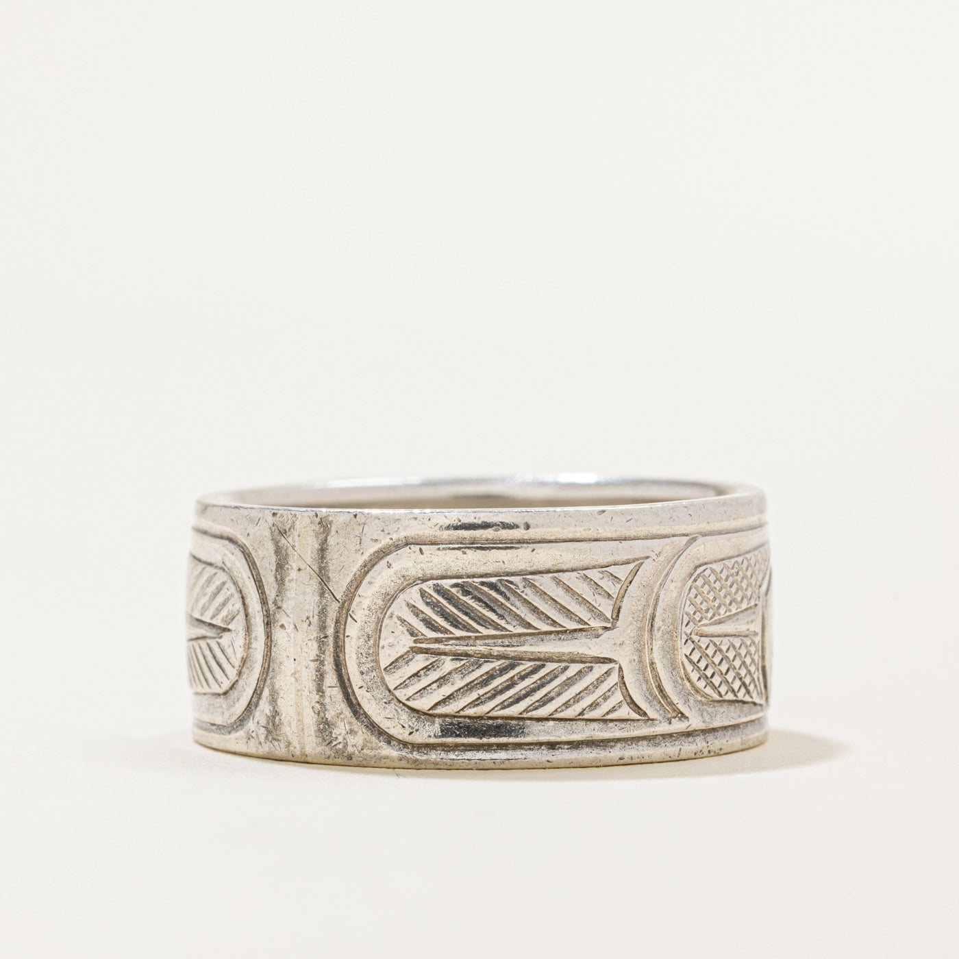 'Justin Rivard' Sterling Silver Indigenous Carved Eagle Ring | 9.9mm | SZ 10