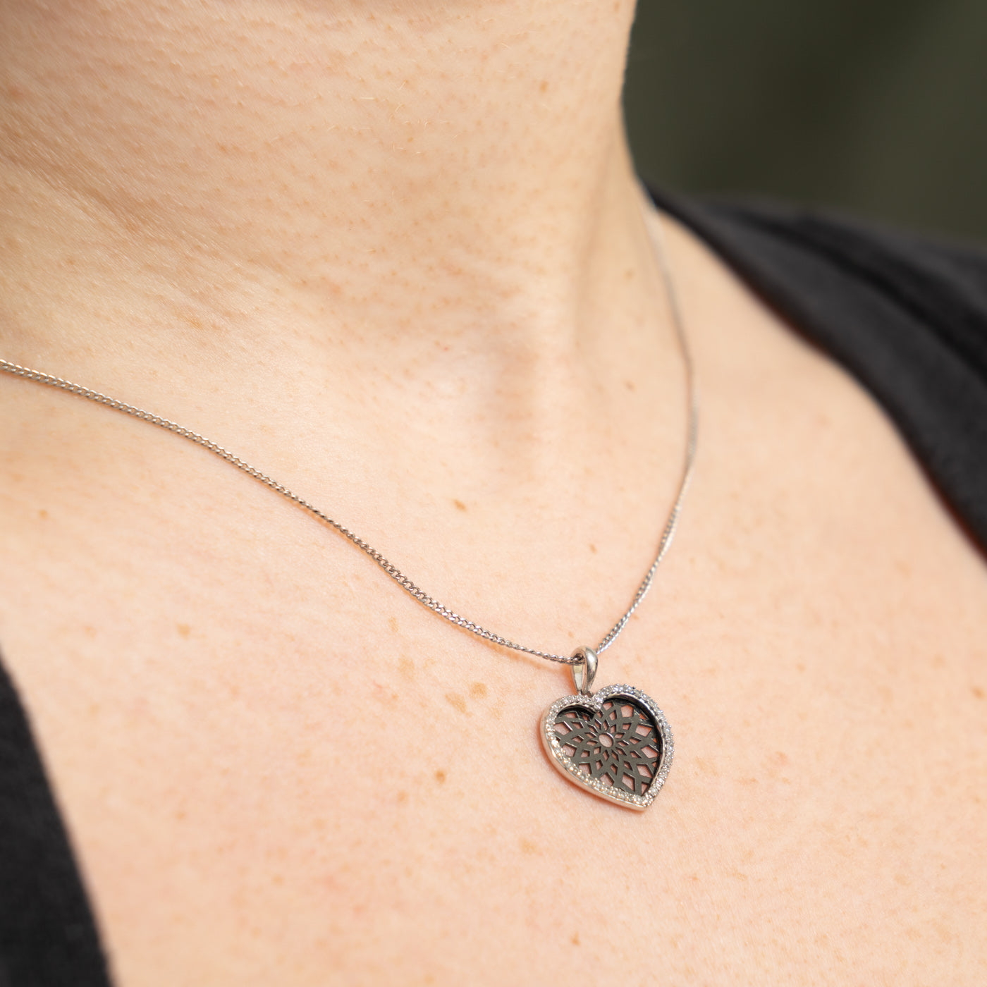 10k Diamond Openwork Heart Pendant | 0.19ctw