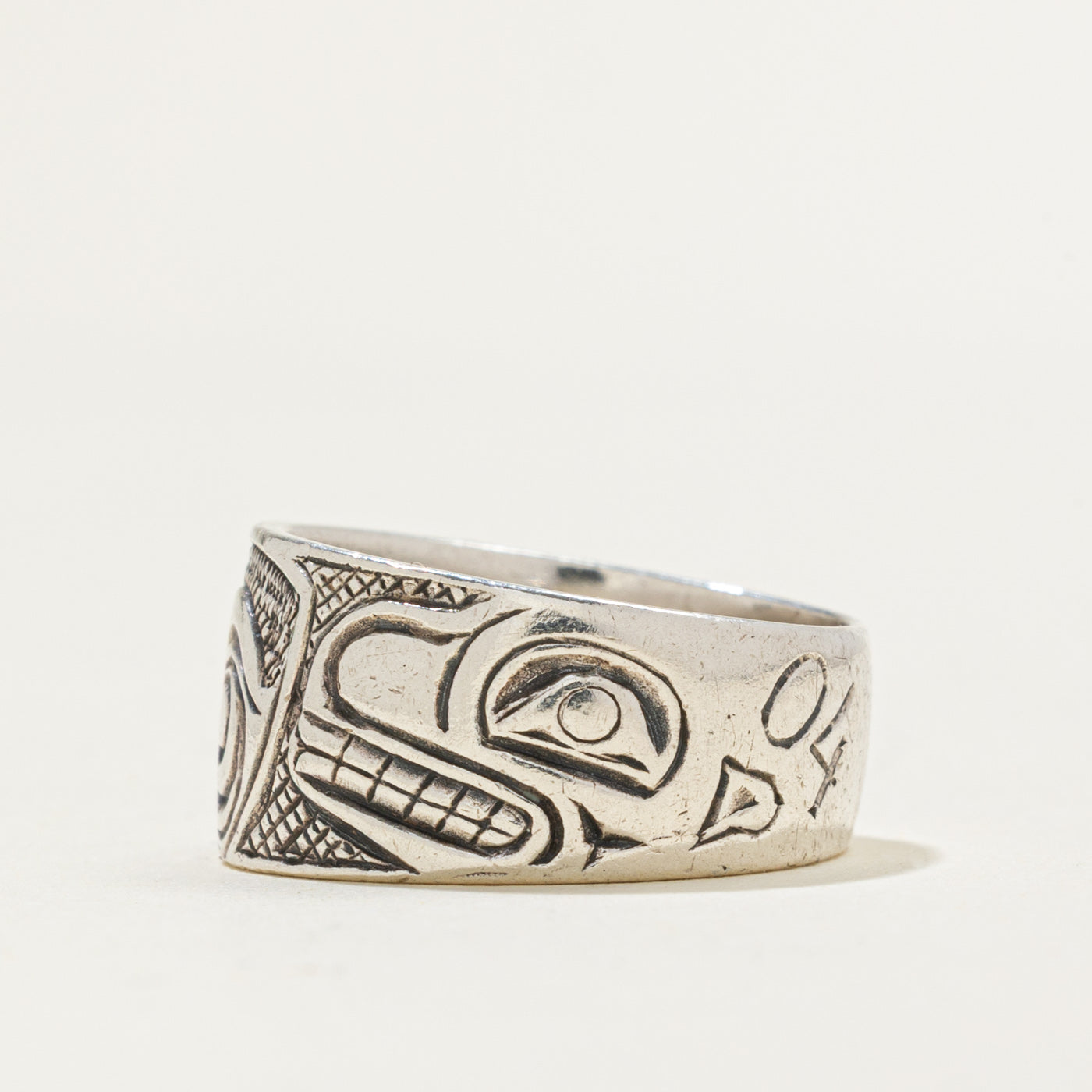 Sterling Silver Indigenous Crest Ring | SZ 6.75