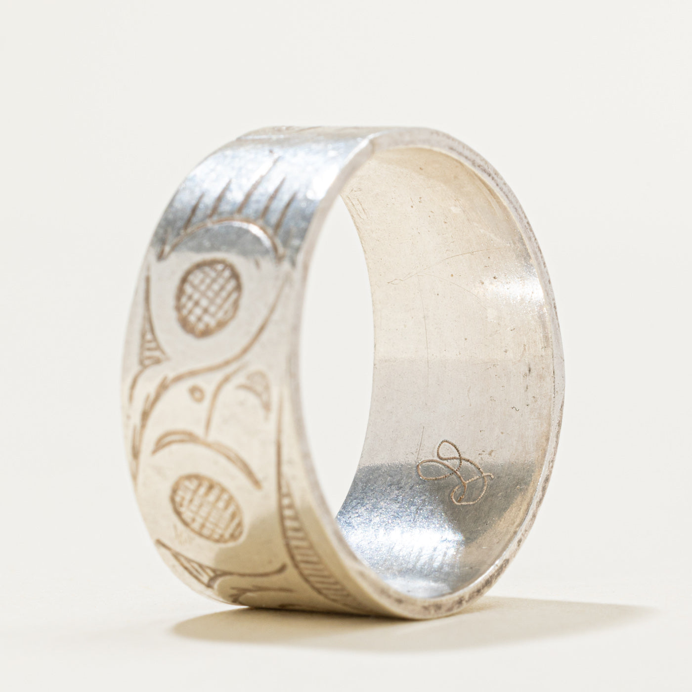 Sterling Silver Indigenous Carved Hummingbird Ring | SZ 9.0