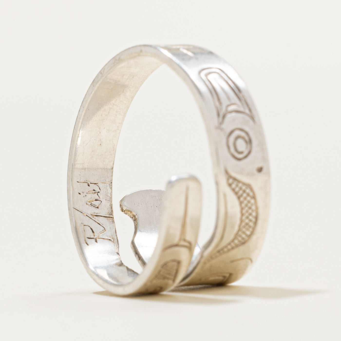 Sterling Silver Indigenous Carved Eagle Bypass Ring | SZ 8.0
