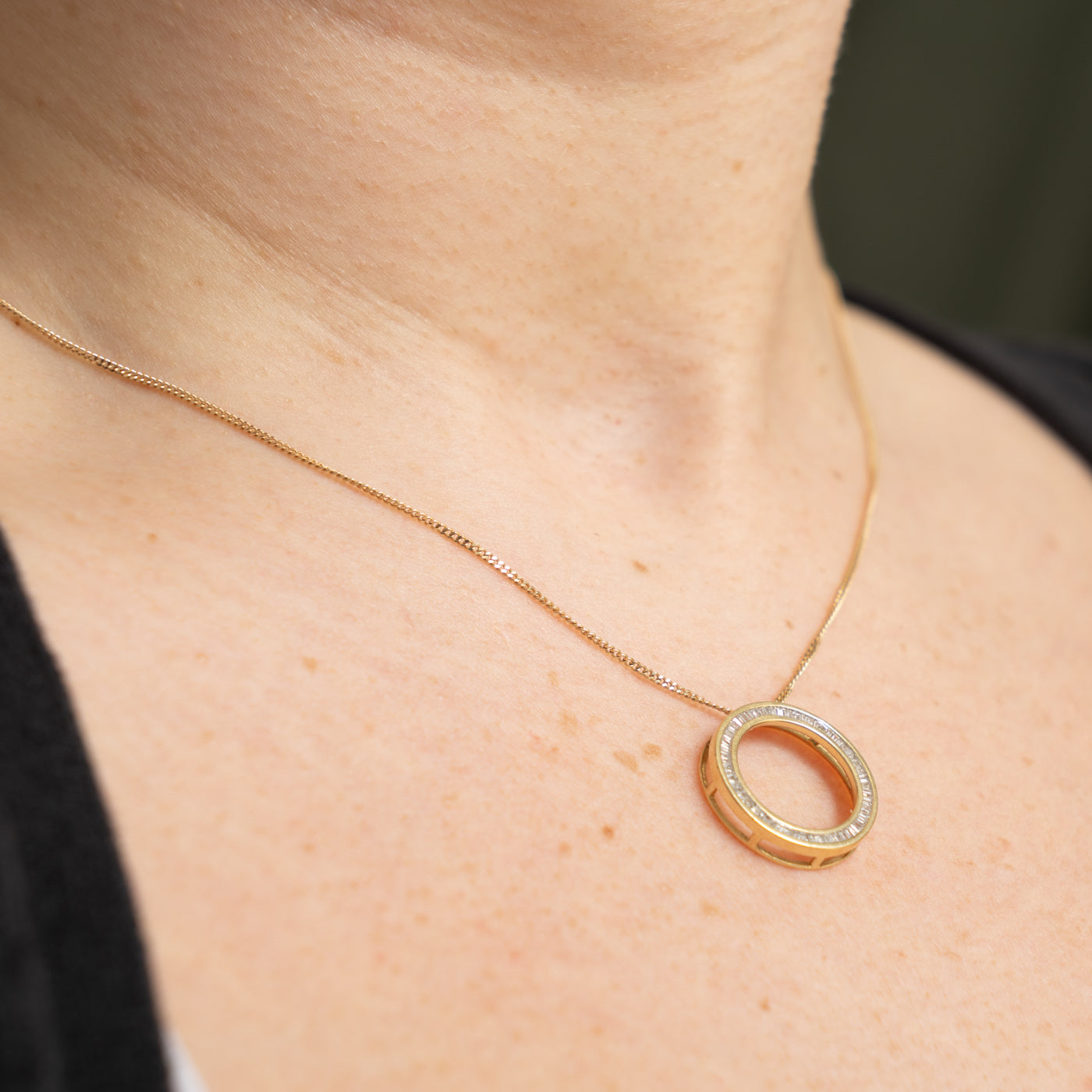 14k Baguette Cut Diamond Circle Pendant | 0.25ctw