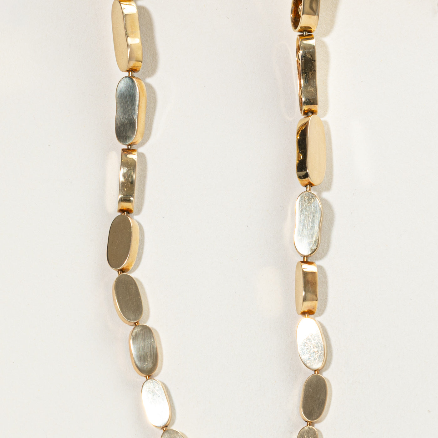 ‘Cavelti’ 18k Lily Pad Necklace | 16.5"