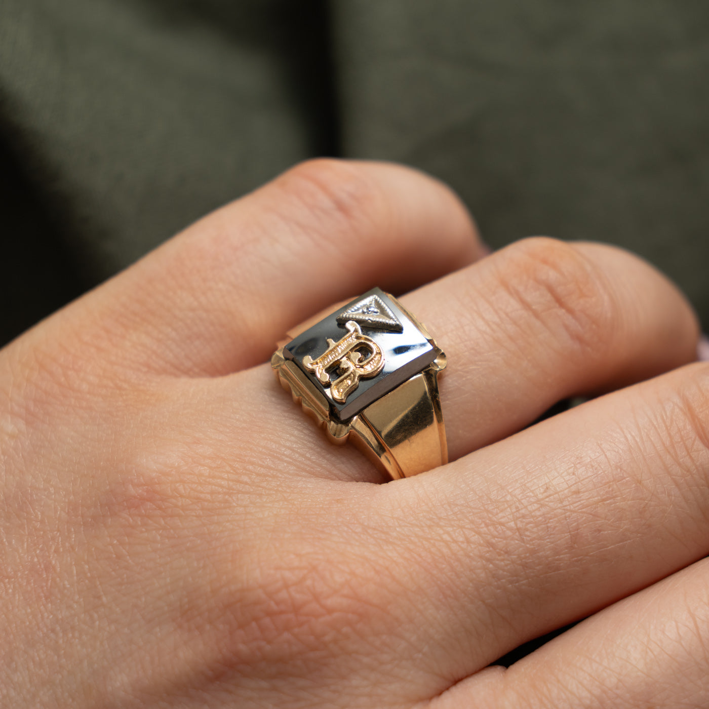 10k Hematite & Diamond "R" Initial Signet Ring | 4.00ct, 0.003ctw | SZ 8.75