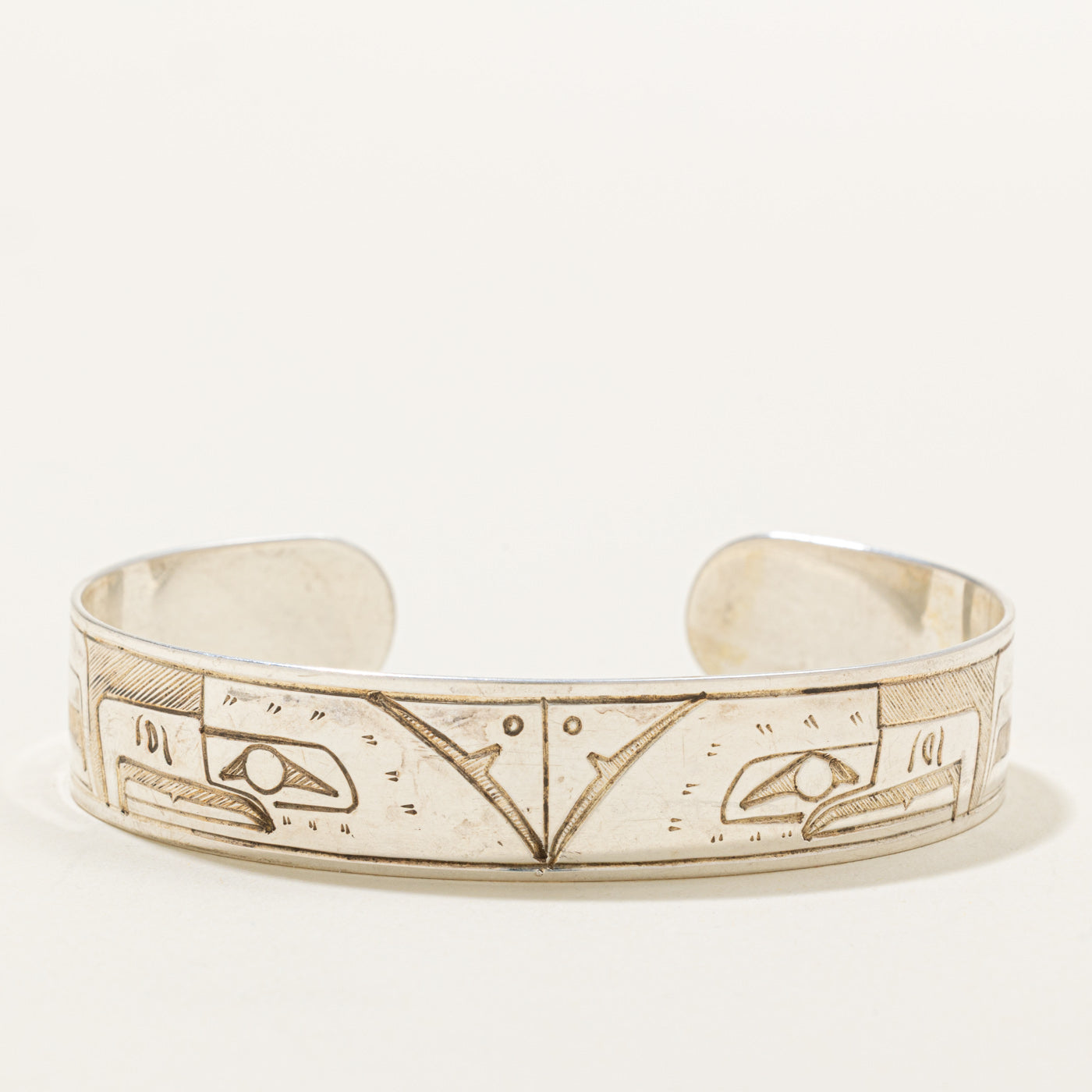 Sterling Silver Indigenous Carved Eagle Split Design Cuff | 6"