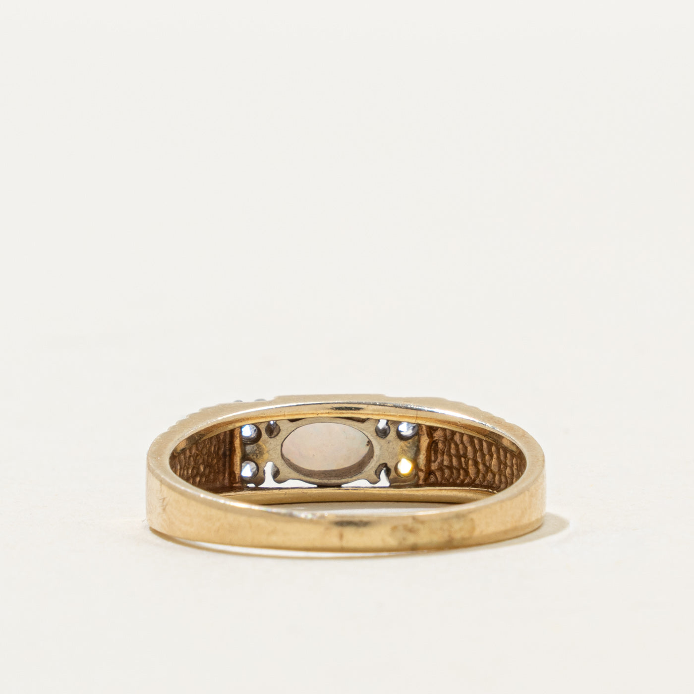 10k Opal & Diamond Grooved Ring | 0.25ct, 0.05ctw | SZ 8.25