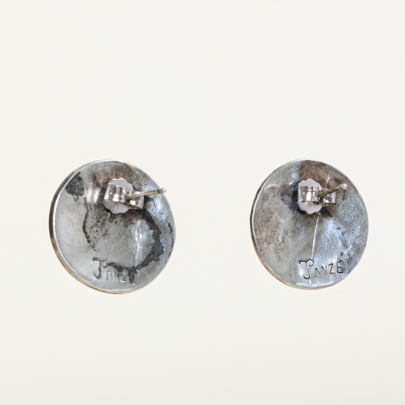 'Phil Janze' Sterlins Silver Indigenous Carved Salmon Studs