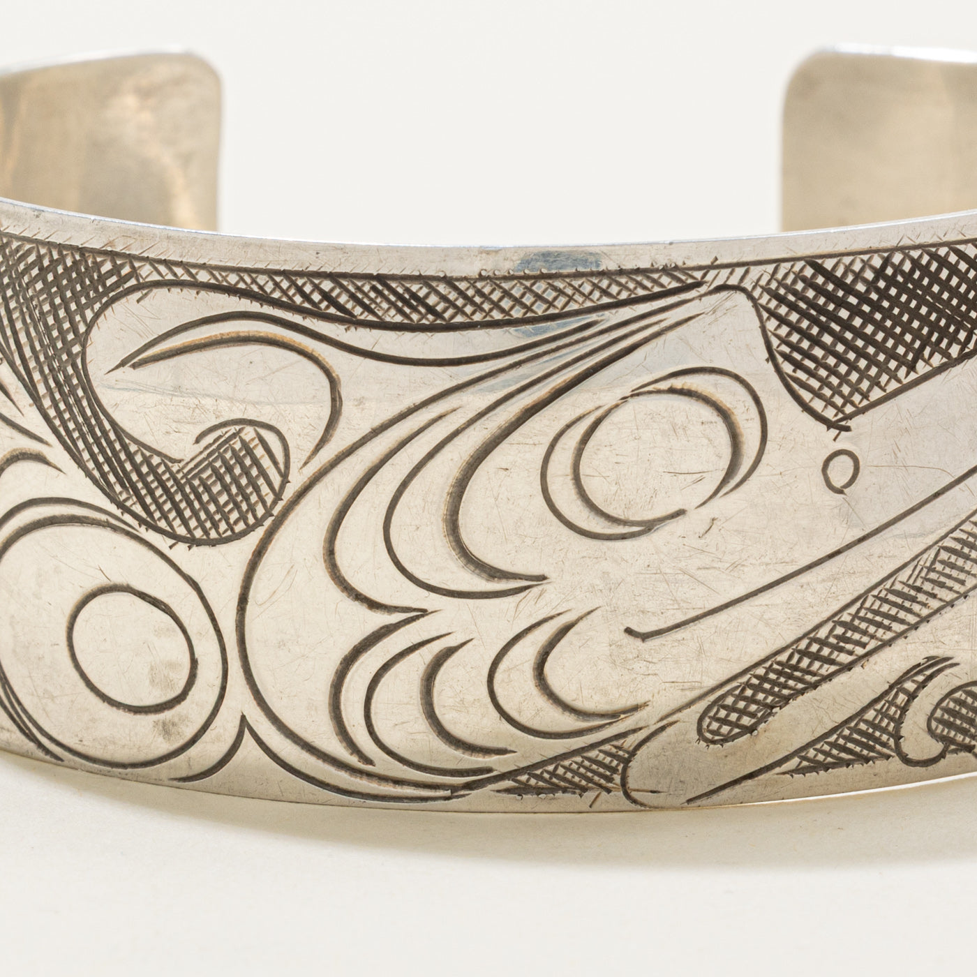 'Stuart Pagaduan' Sterling Silver Indigenous Carved Bird Cuff | 6"