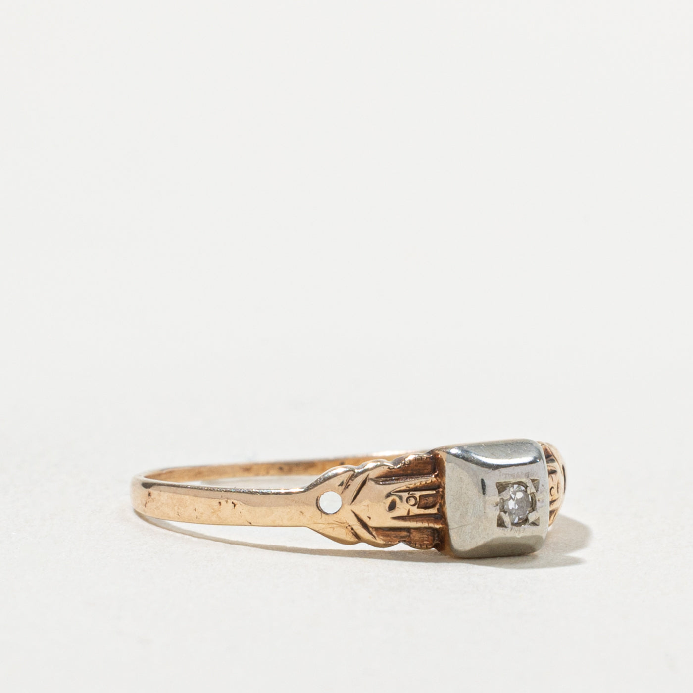 Vintage Canadian 10k Diamond Textured Ring | SZ 6.75