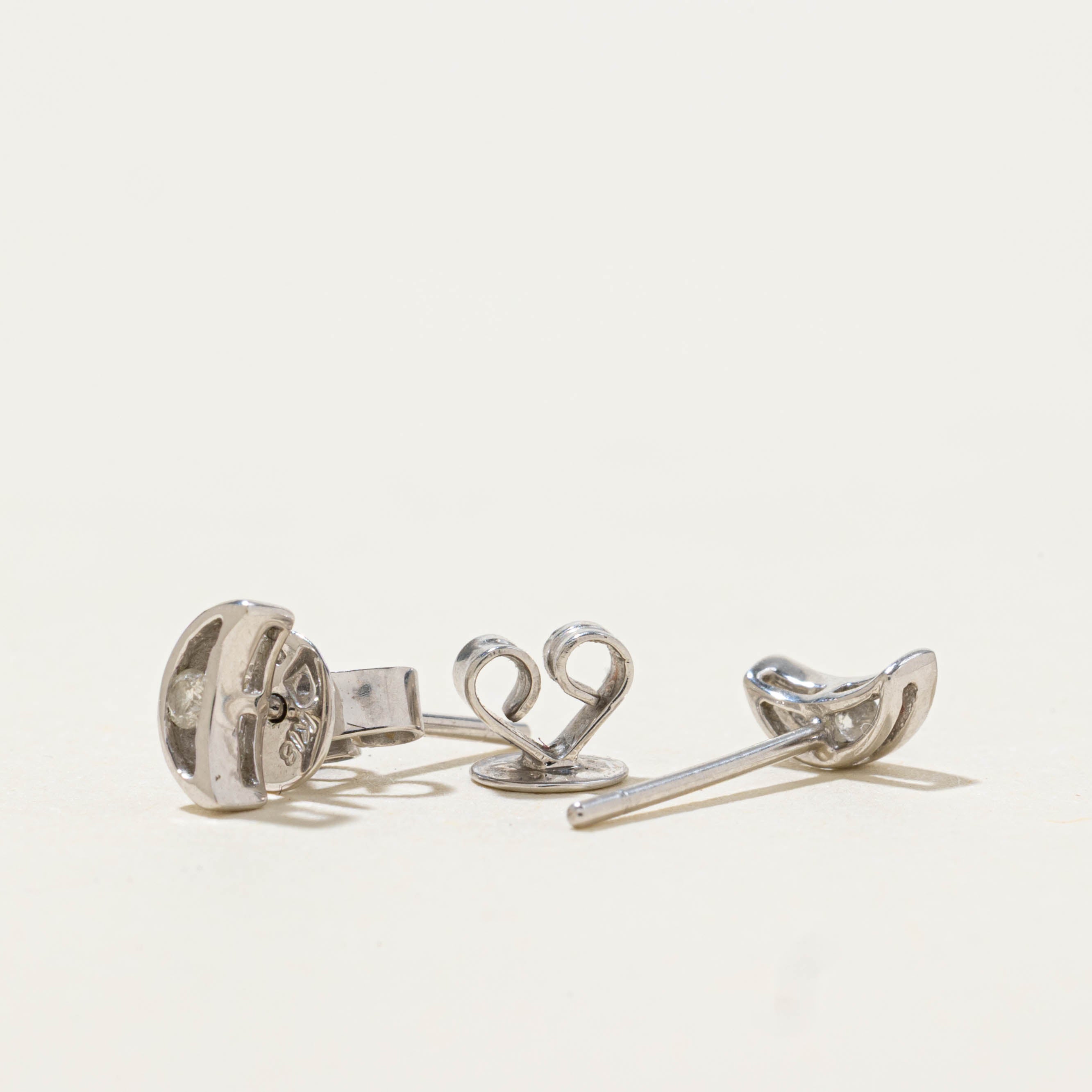 18k Diamond Crescent Moon Stud Earrings