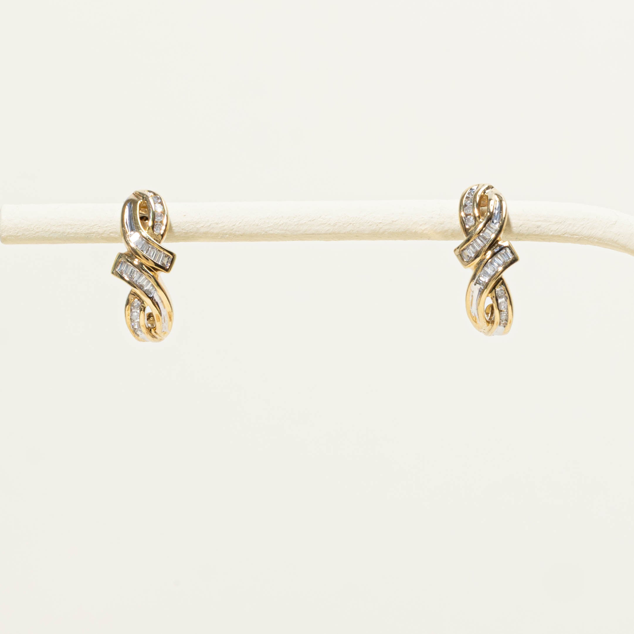 10k Channel Set Diamond Crossover Stud Earrings