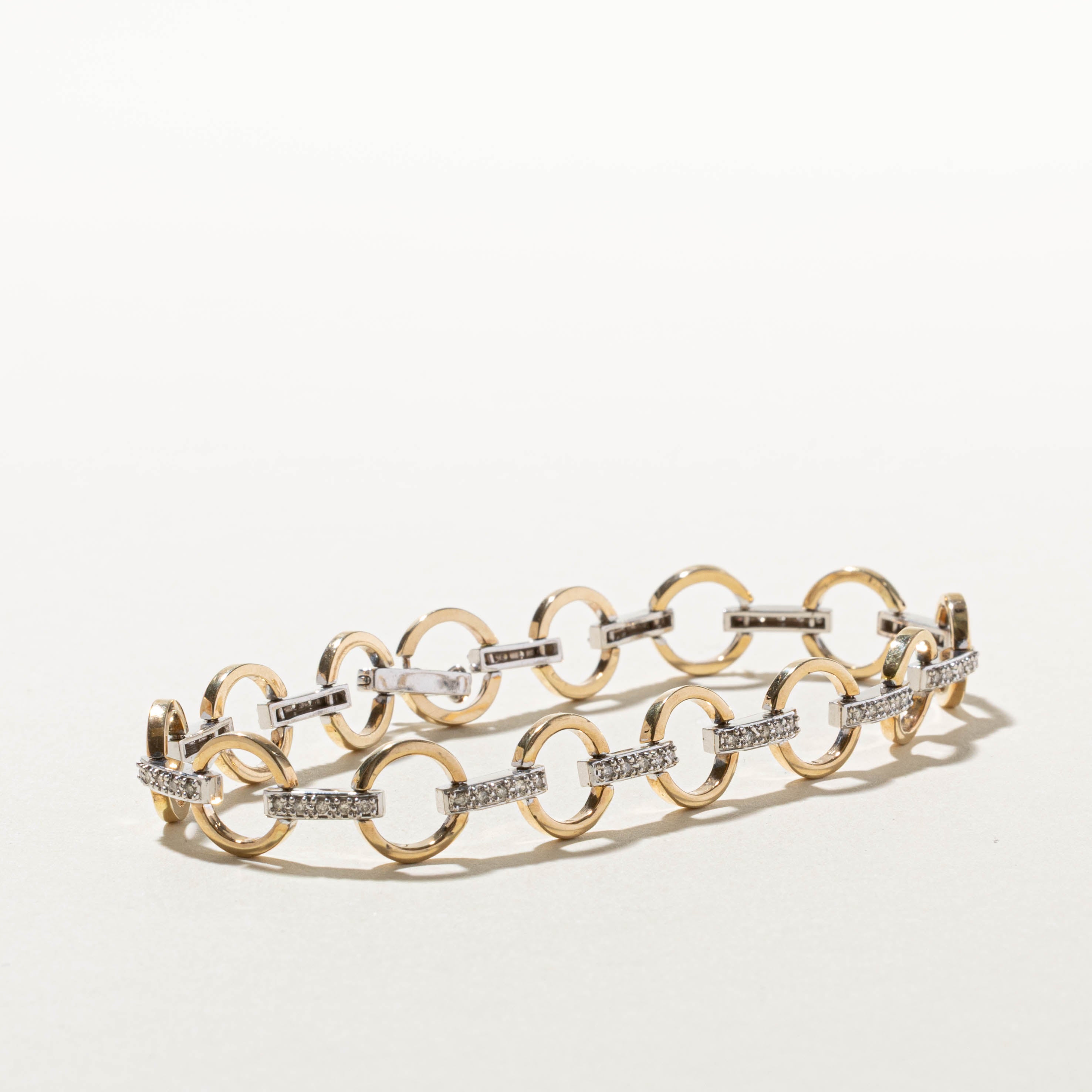 9k Two-Tone Diamond Circle Bracelet | 0.32ctw | 8"