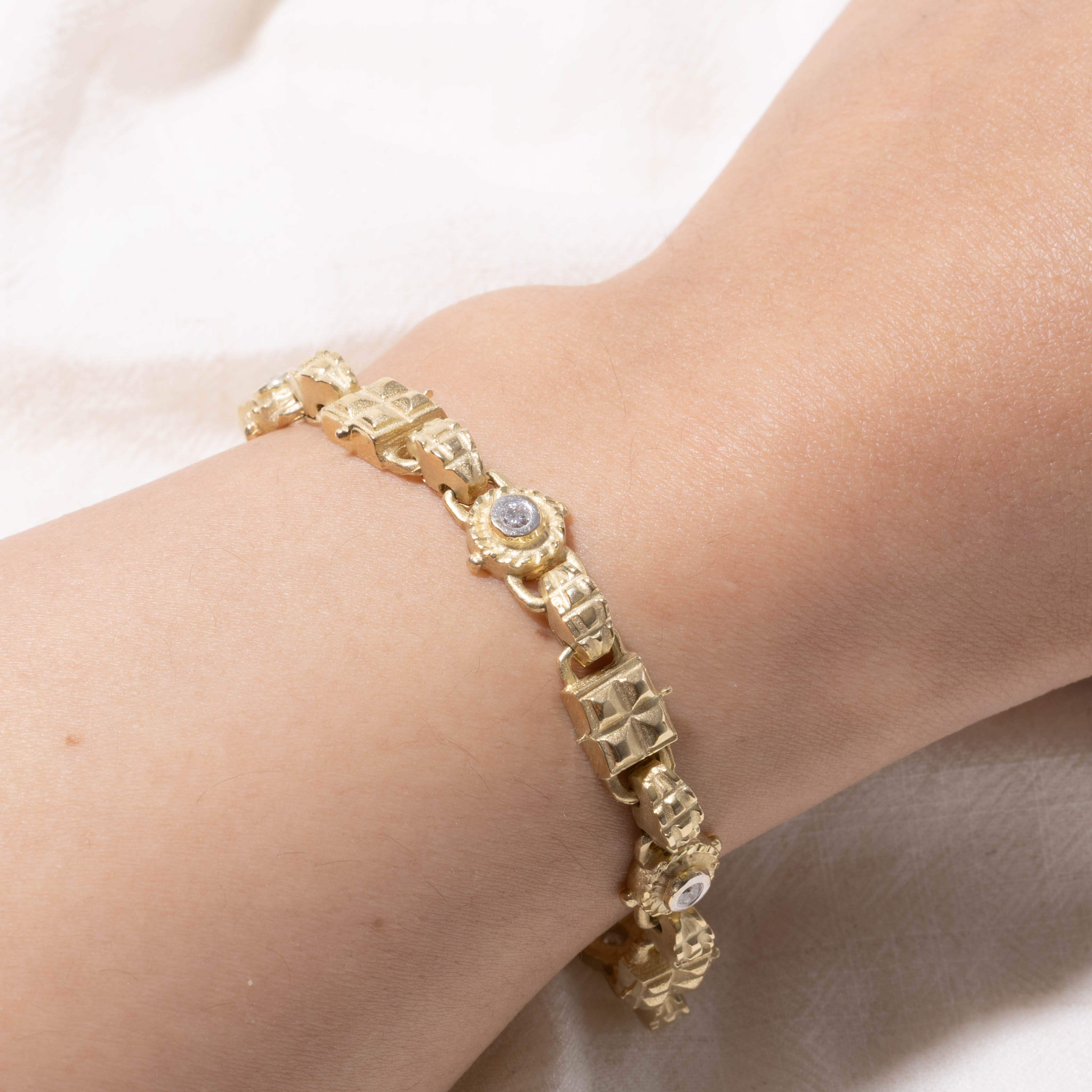 14k Diamond Abstract Geometric Bracelet | 0.25ctw | 7"