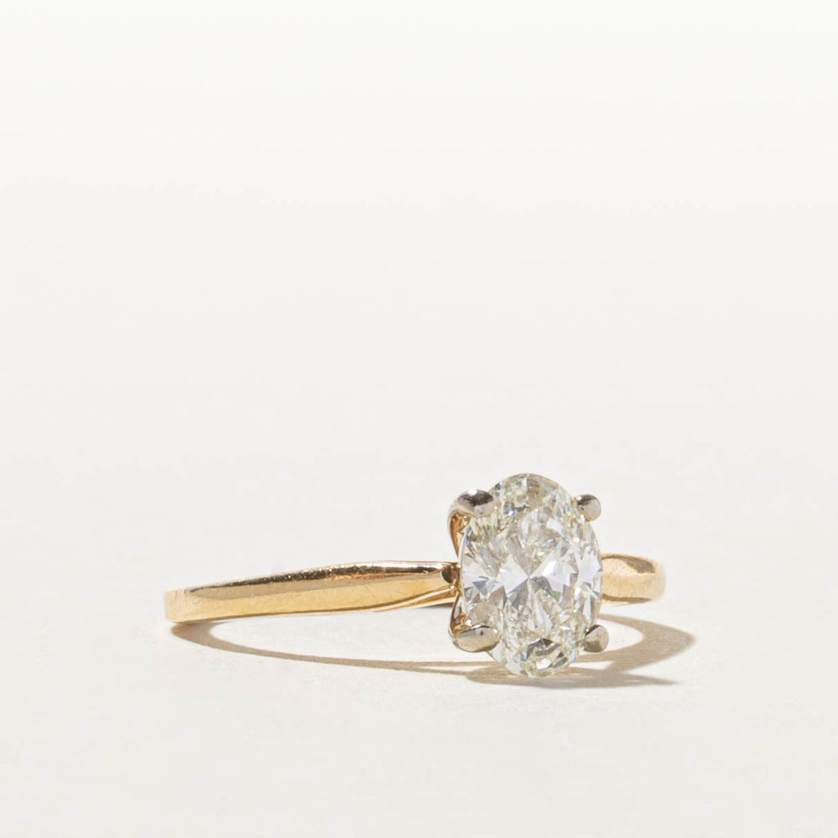 14k Oval Cut Solitaire Diamond Ring | 0.75ct SI1 J | SZ 4.25