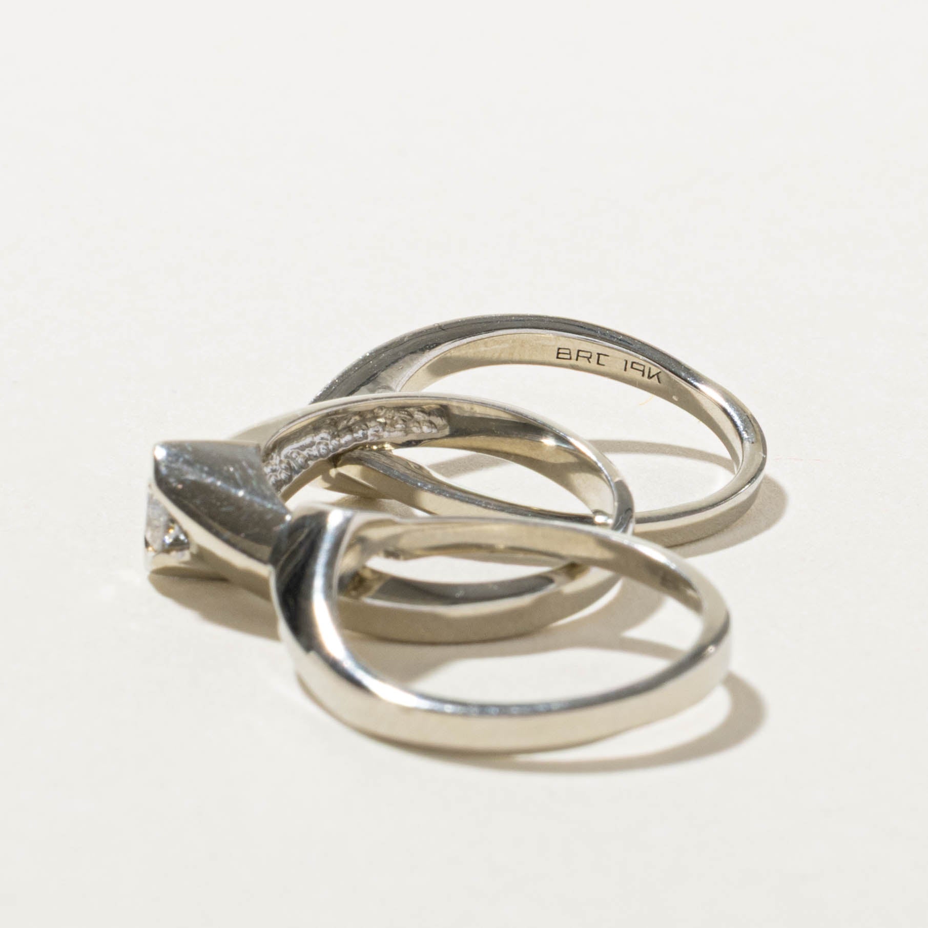 Semi Bezel Diamond Geometric Wedding Ring Set | 0.25ct VS1 G | SZ 4.5