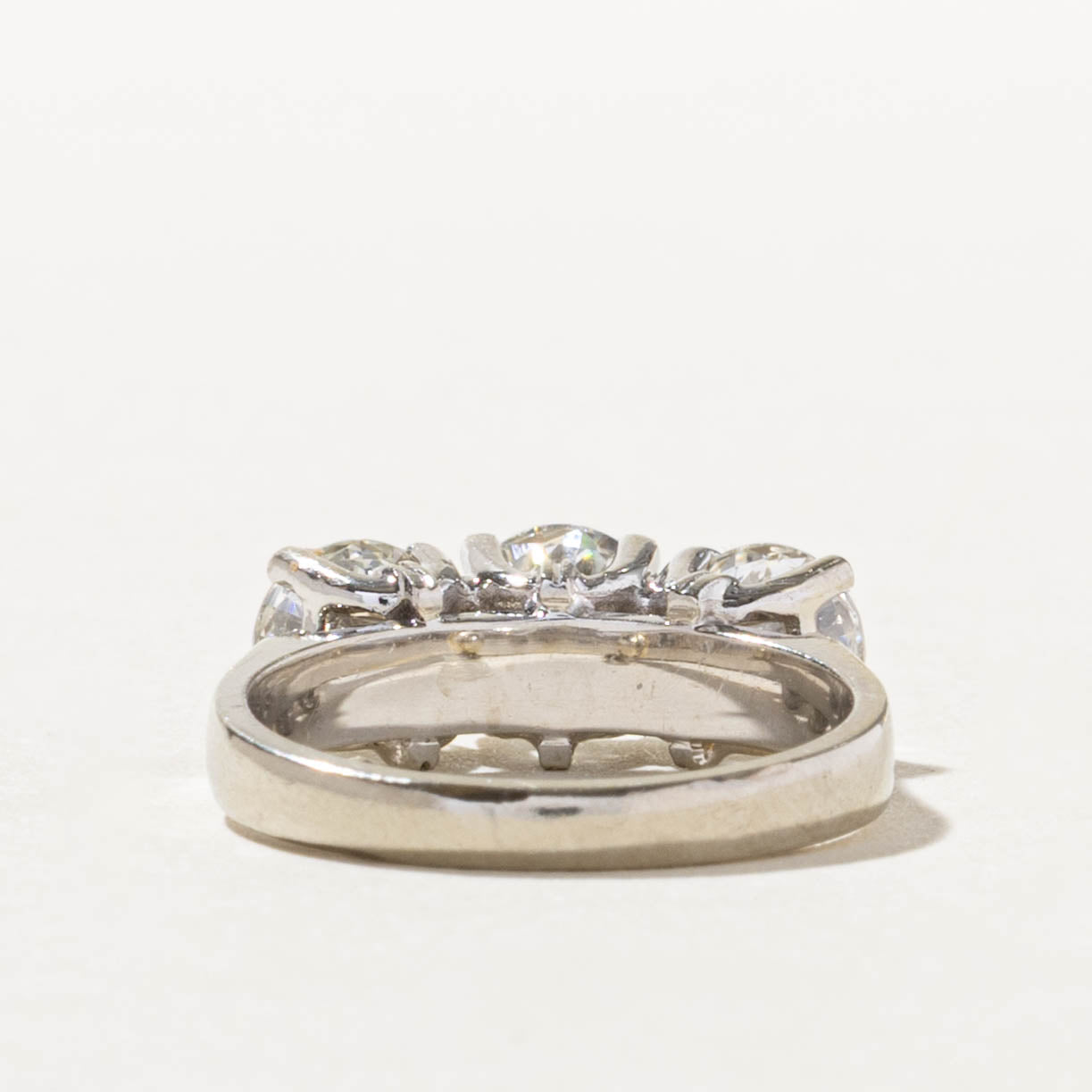 14k Three Stone Diamond Ring | 1.22ctw SI1/SI2 H | SZ 2.25