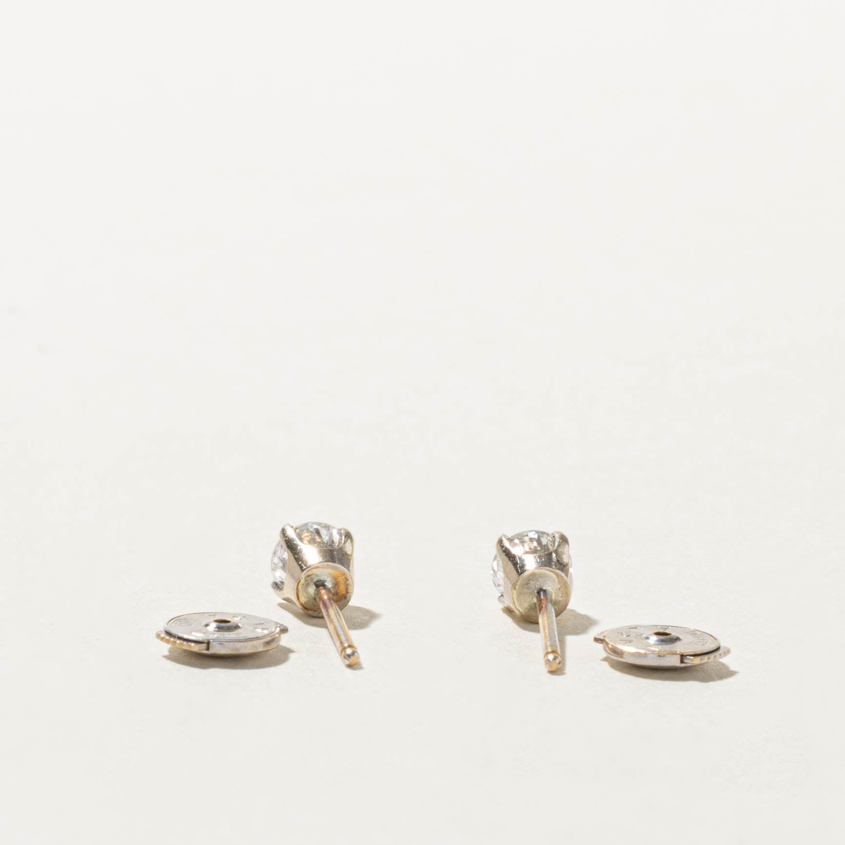 14k Solitaire Diamond Stud Earrings | 0.52ctw SI1/SI2 J