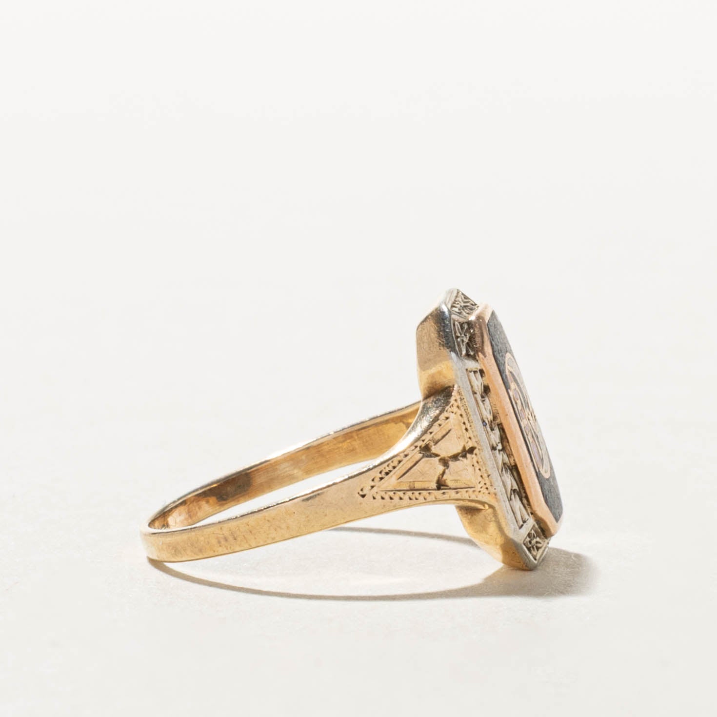 Art Deco 10k Gold Daughters of Rebekah Fraternal Signet Ring | SZ 4.25
